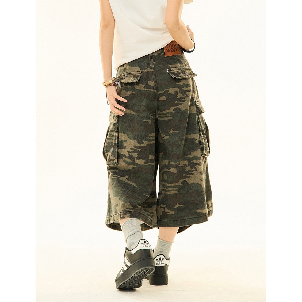 Camouflage Loose Straight Cropped Cargo Pants MW9265