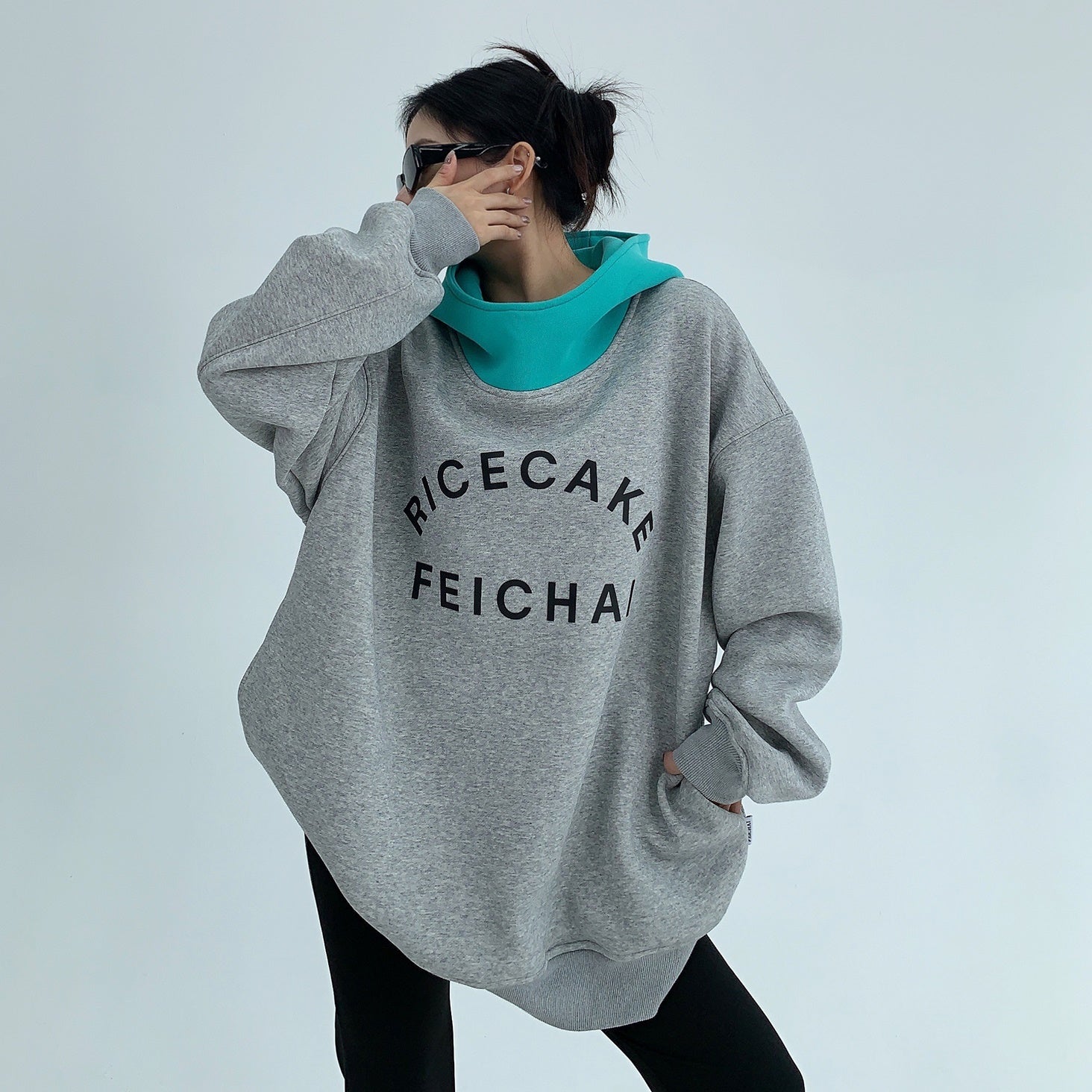 Contrast Stitching Lettering Hoodie MW9646