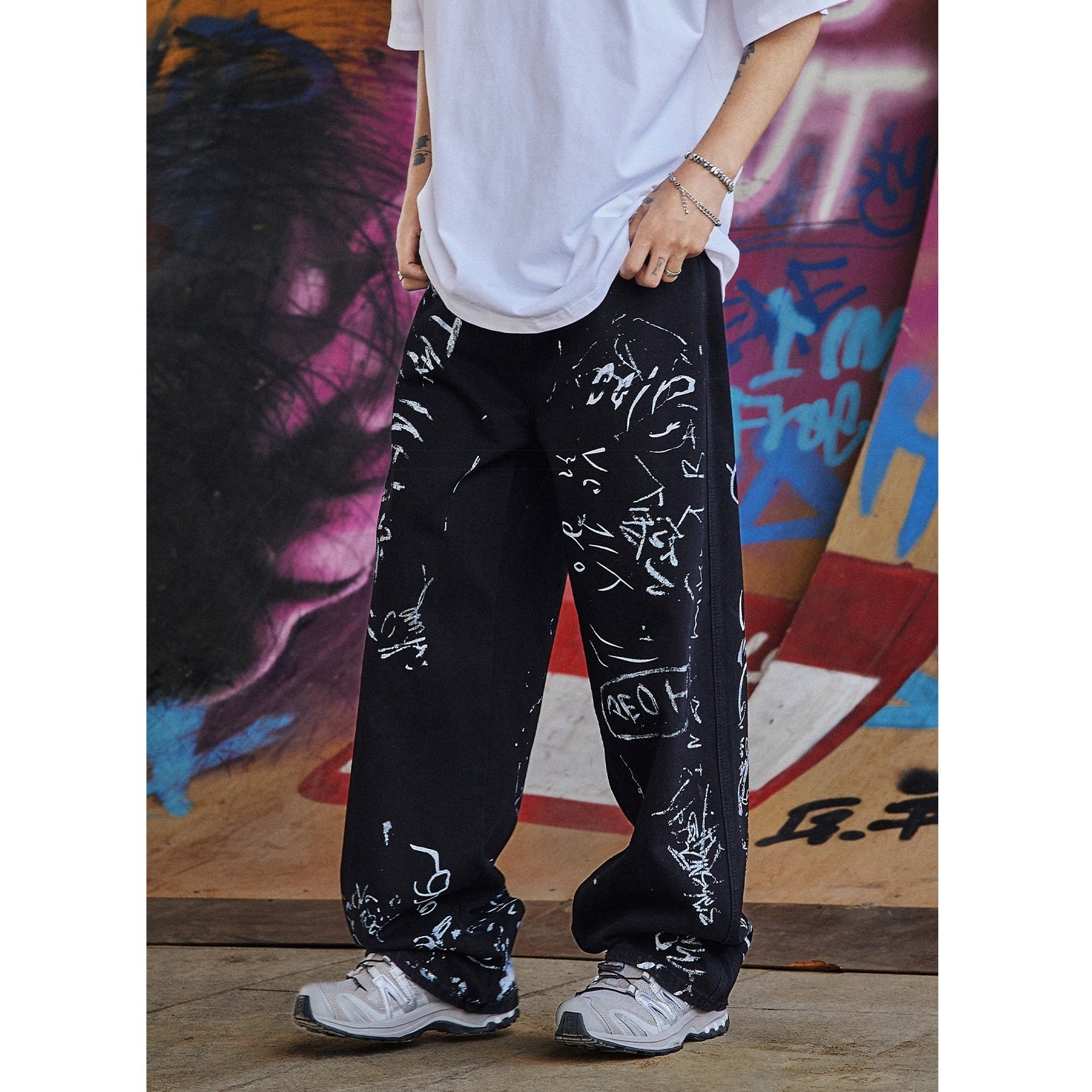 Street Graffiti Print Loose Straight Jeans ND1007