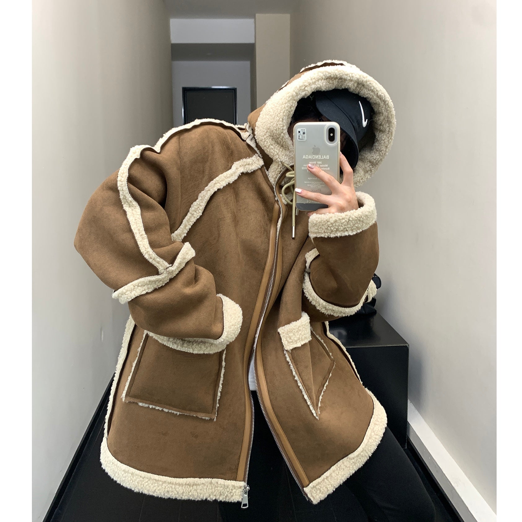 Three-dimensional Cutting Fake Mouton Hooded Coat MW9645