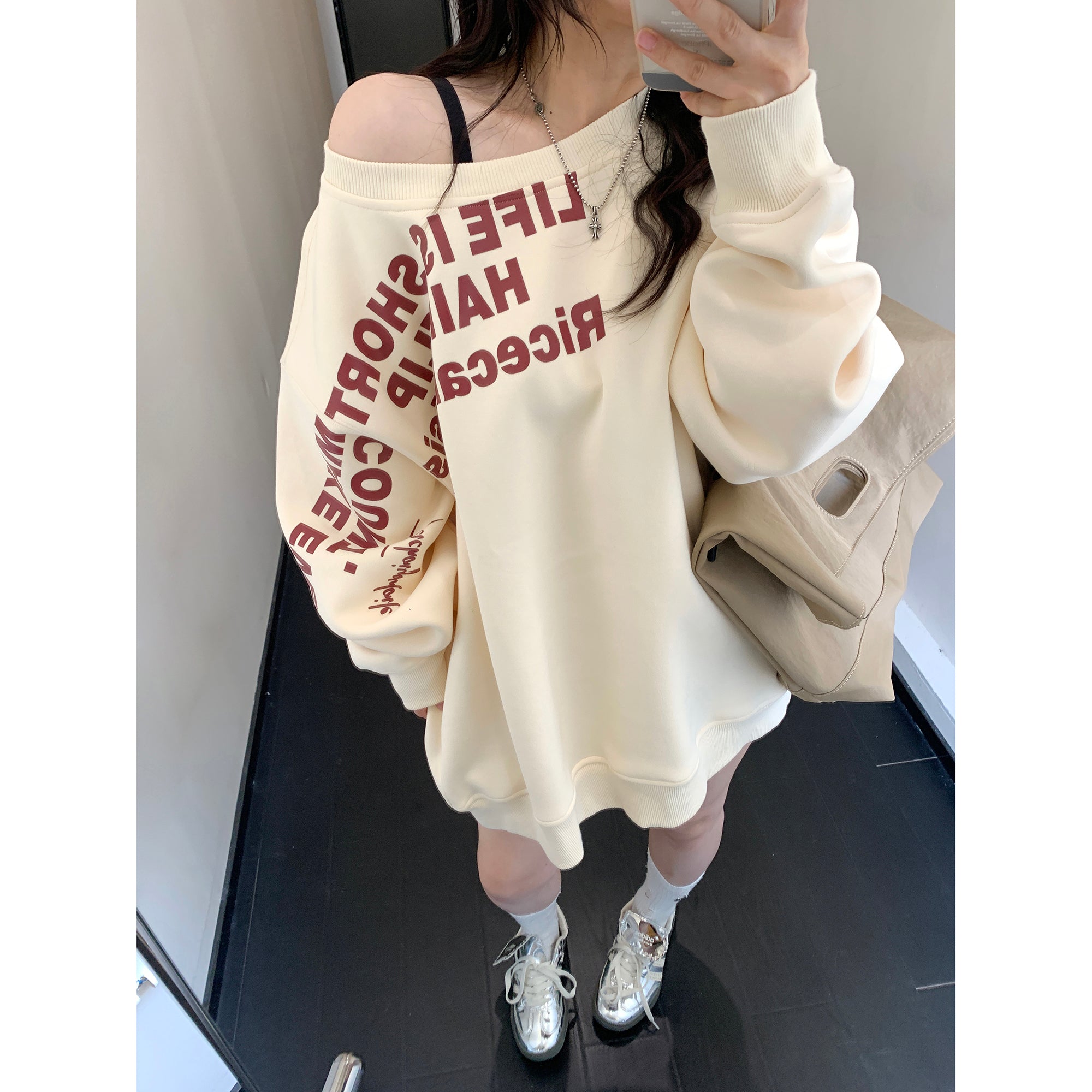 Slanted Shoulder OverSize Lettering Sweat MW9462