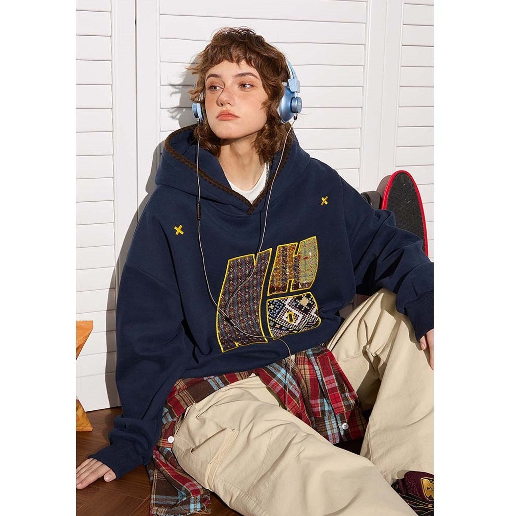 AppliquÉ Embroidered Hoodie BT7052