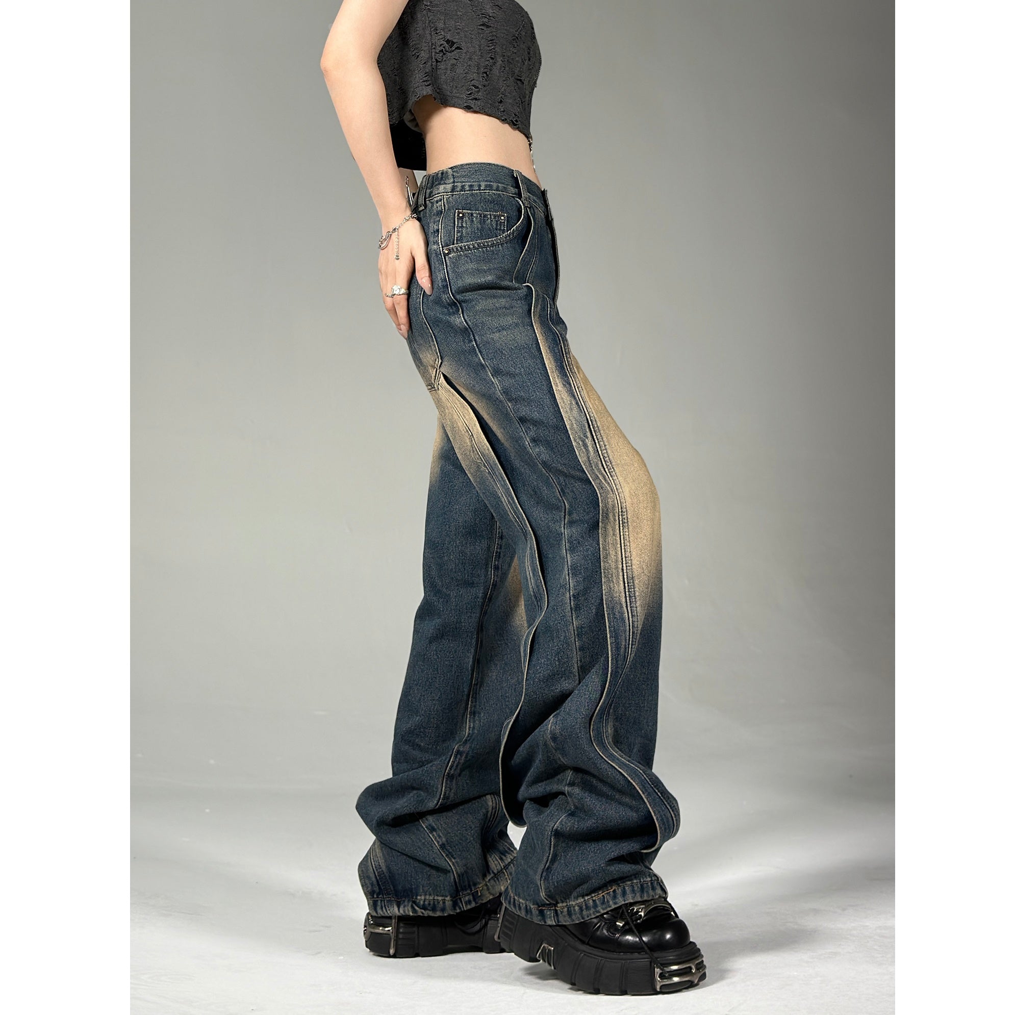 Curve Paneled Silhouette Washed Vintage Straight Jeans HG7116