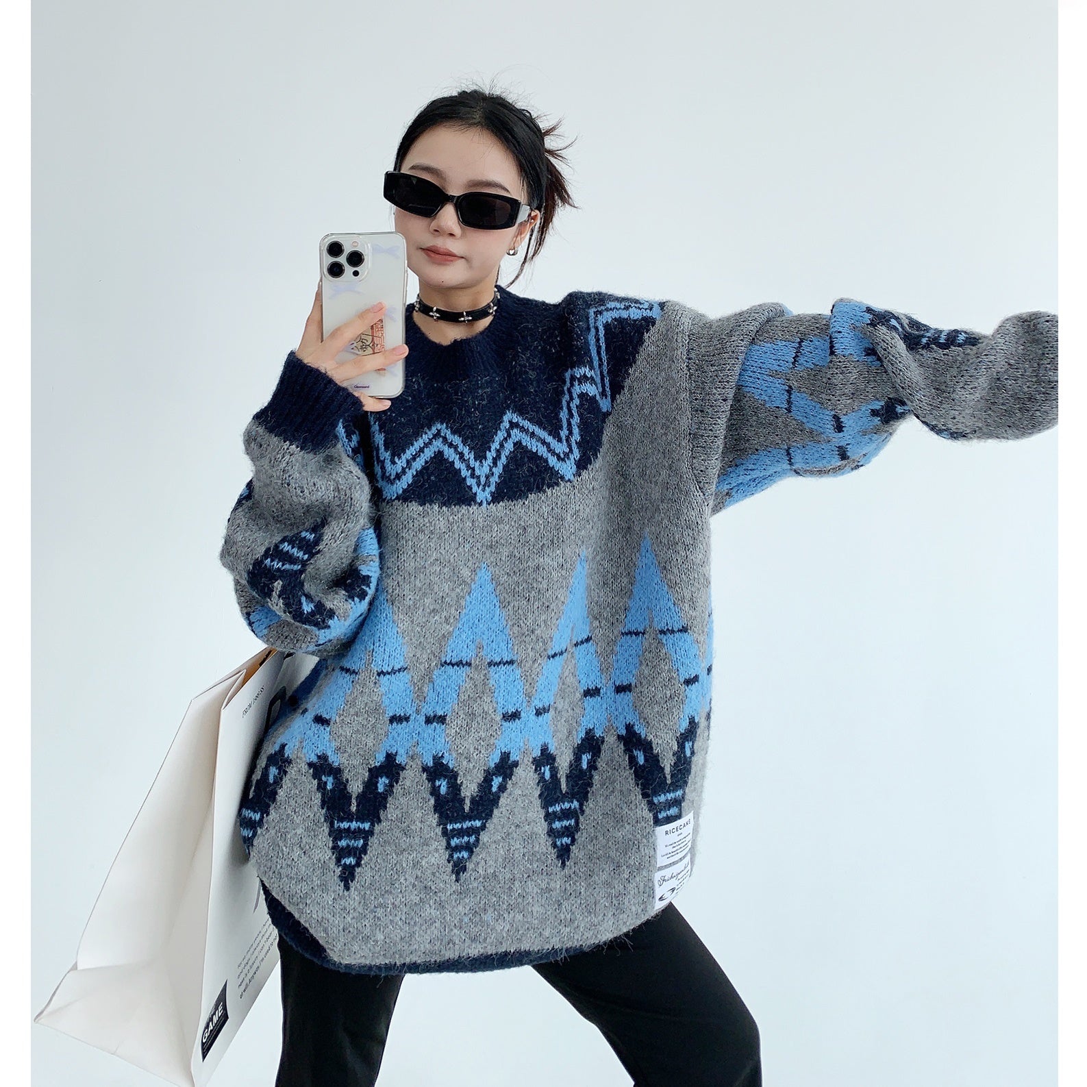 Retro Nordic Style Loose Crewneck Sweater MW9543