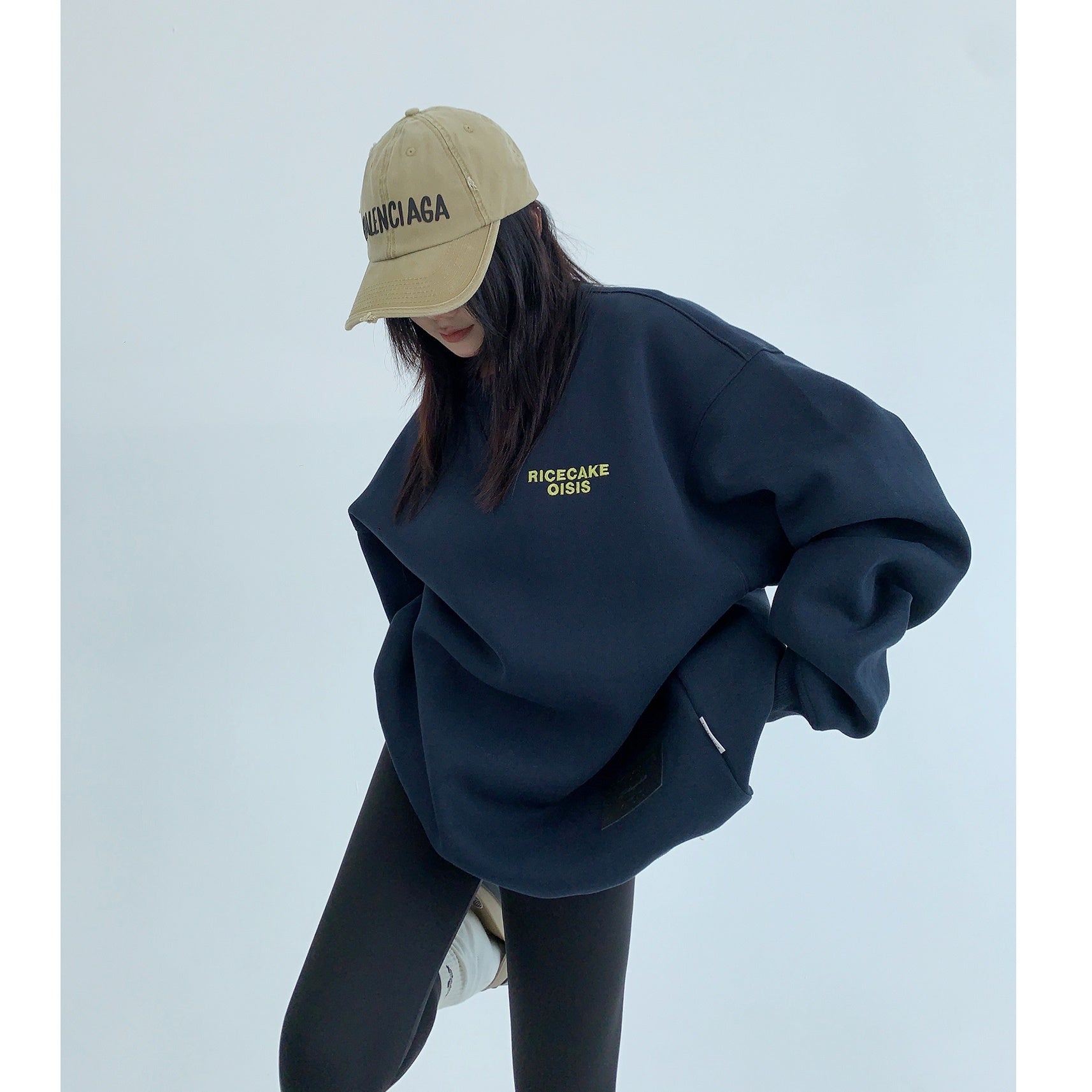 Oversize Embroidered No.5 Crewneck Sweat MW9353