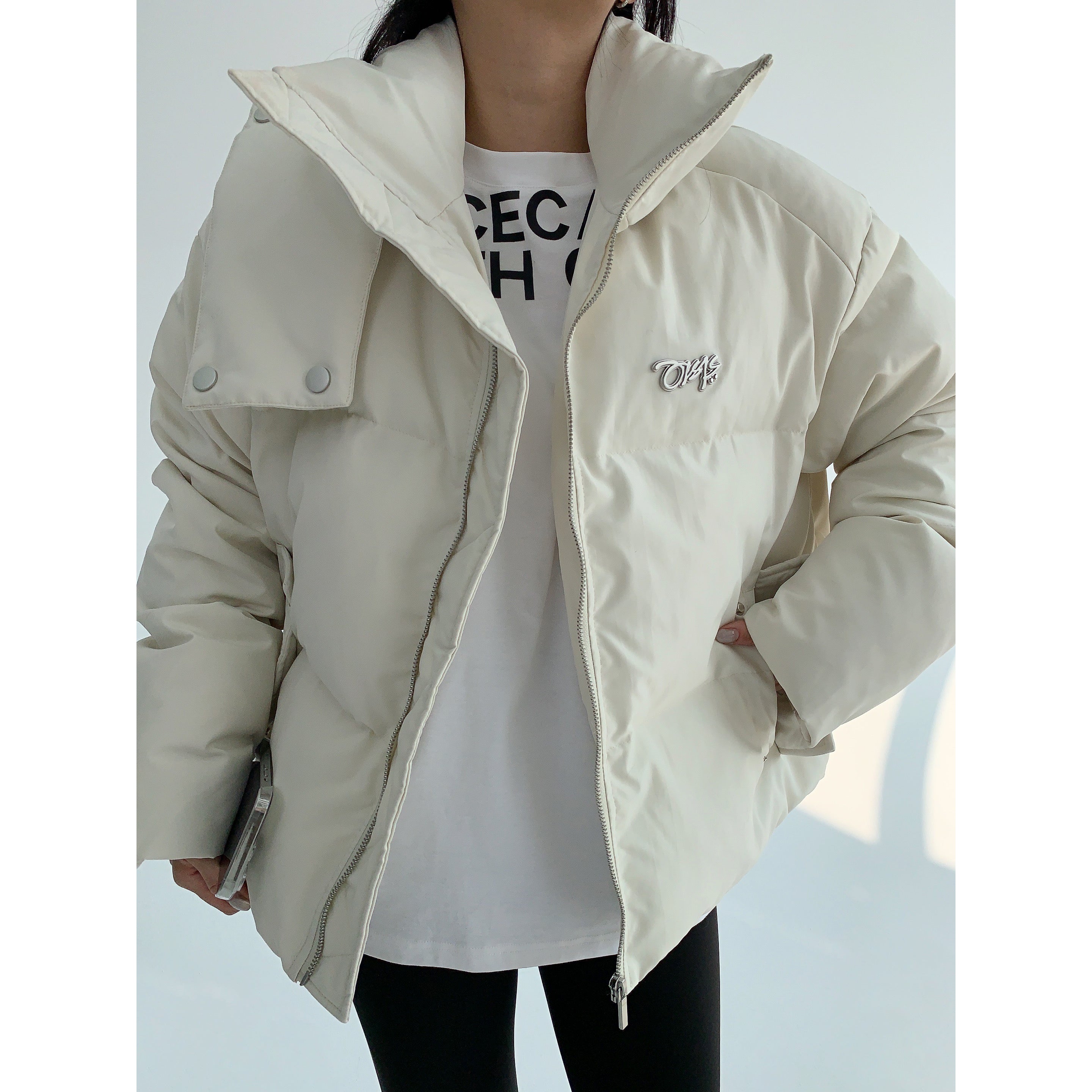 Simple Windproof Neckline Padded Jacket MW9600