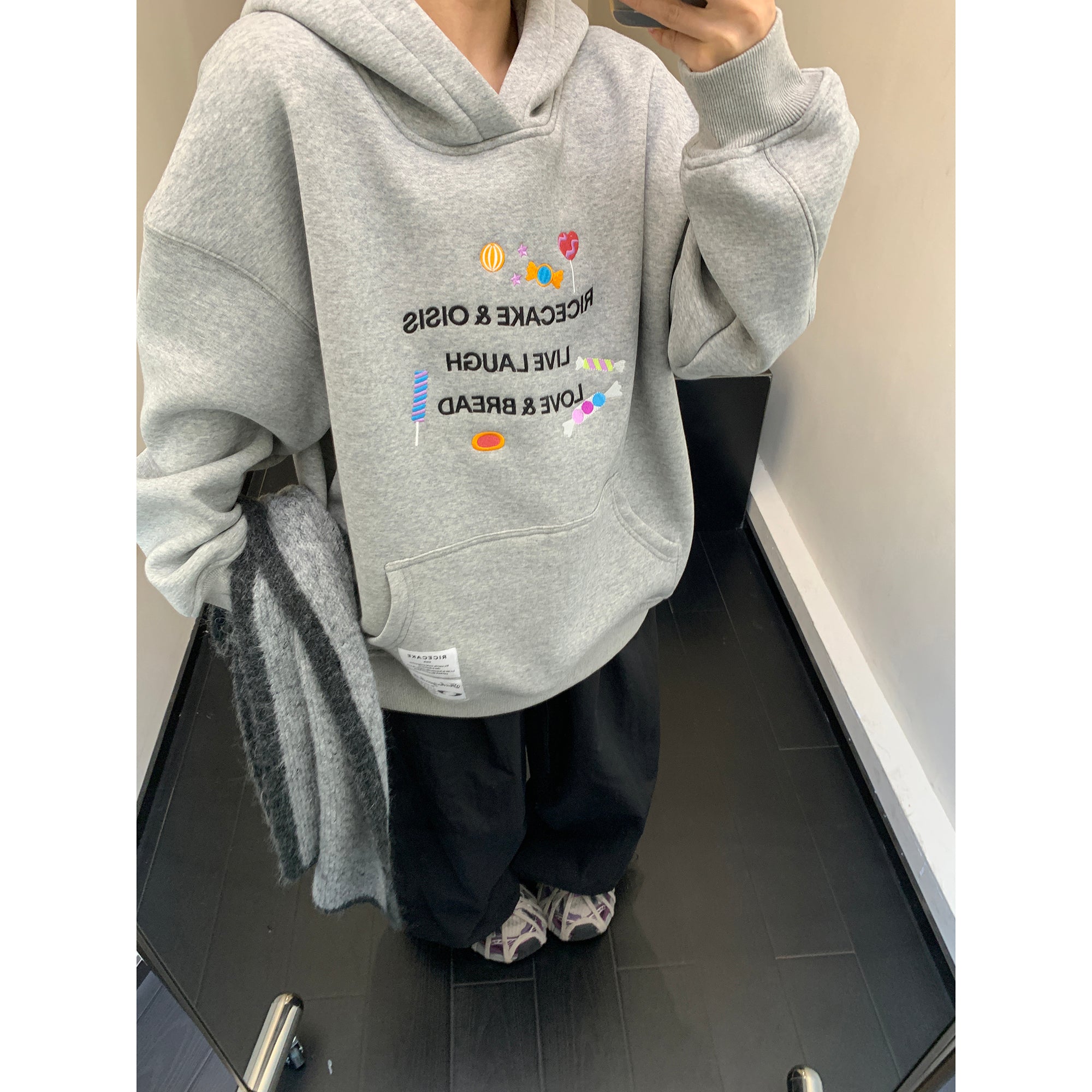 Cartoon Embroidery Hoodie MW9642