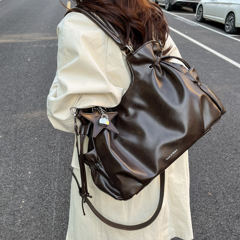 PU Leather Retro Shoulder Bag With Star Charm BA046
