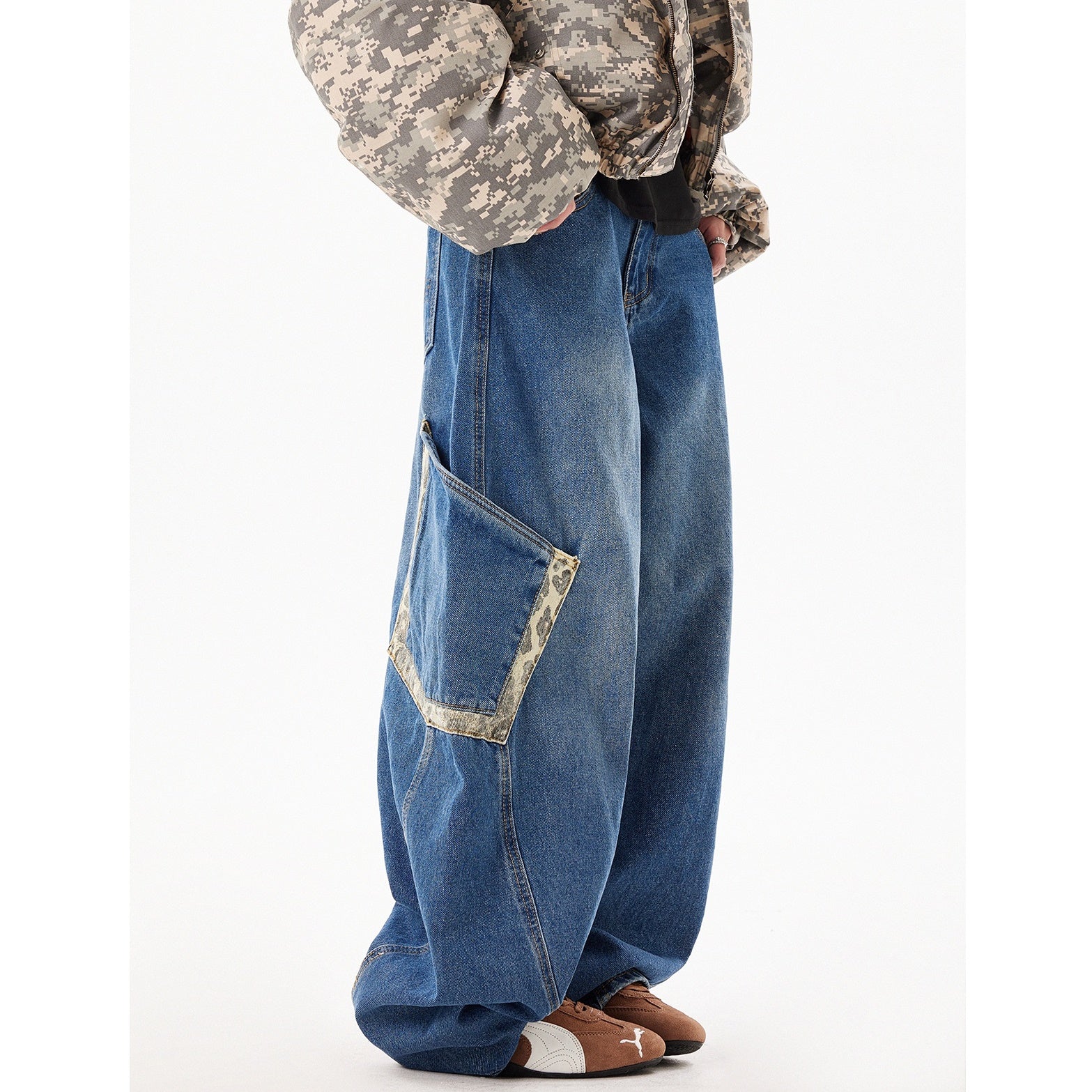 Camouflage Leopard Print Stitched Scimitar Jeans MW9717