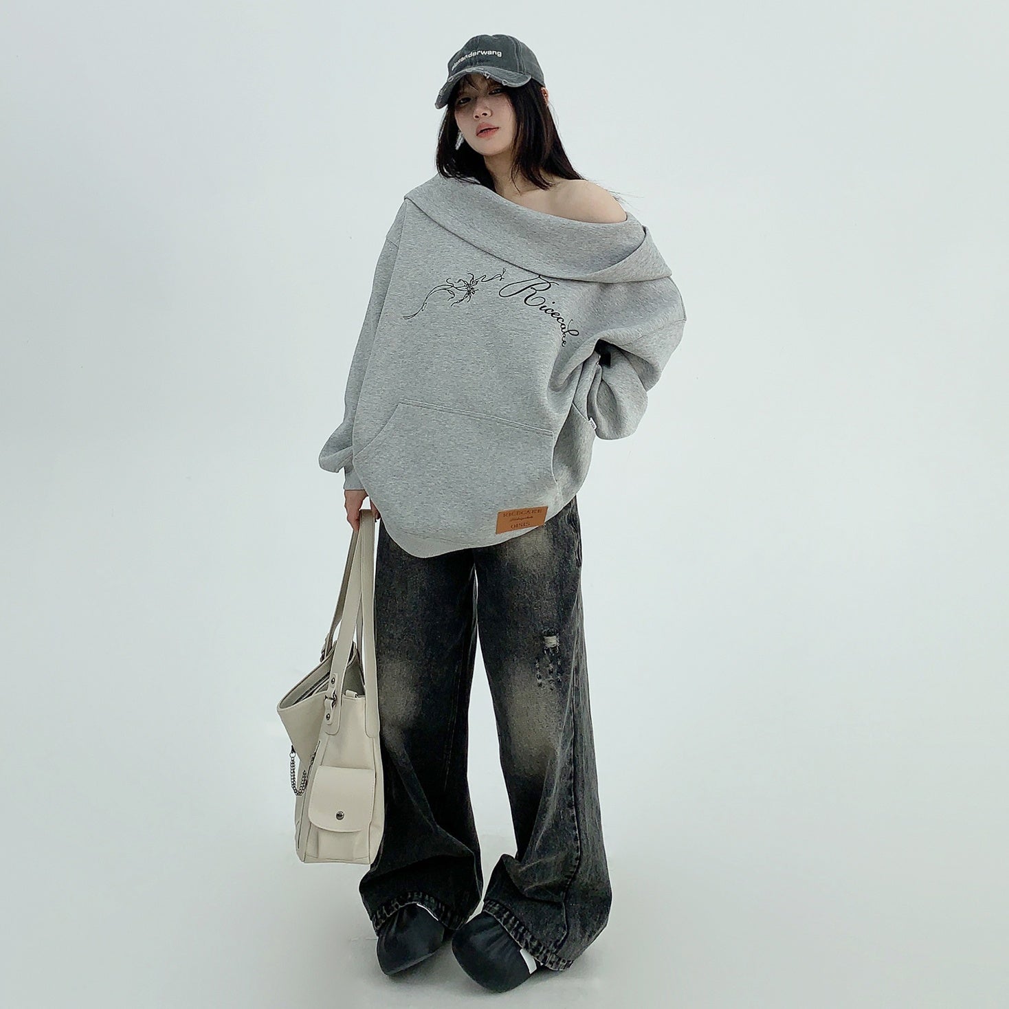 Scoop Neck Hooded Diagonal Sweat MW9845