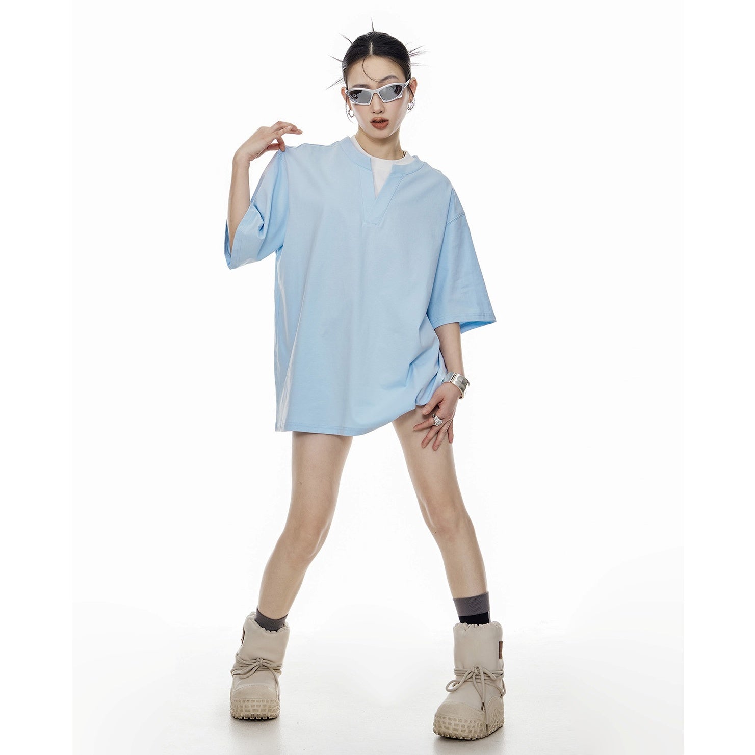 Contrast Color Fake Layered T-Shirt IC9036
