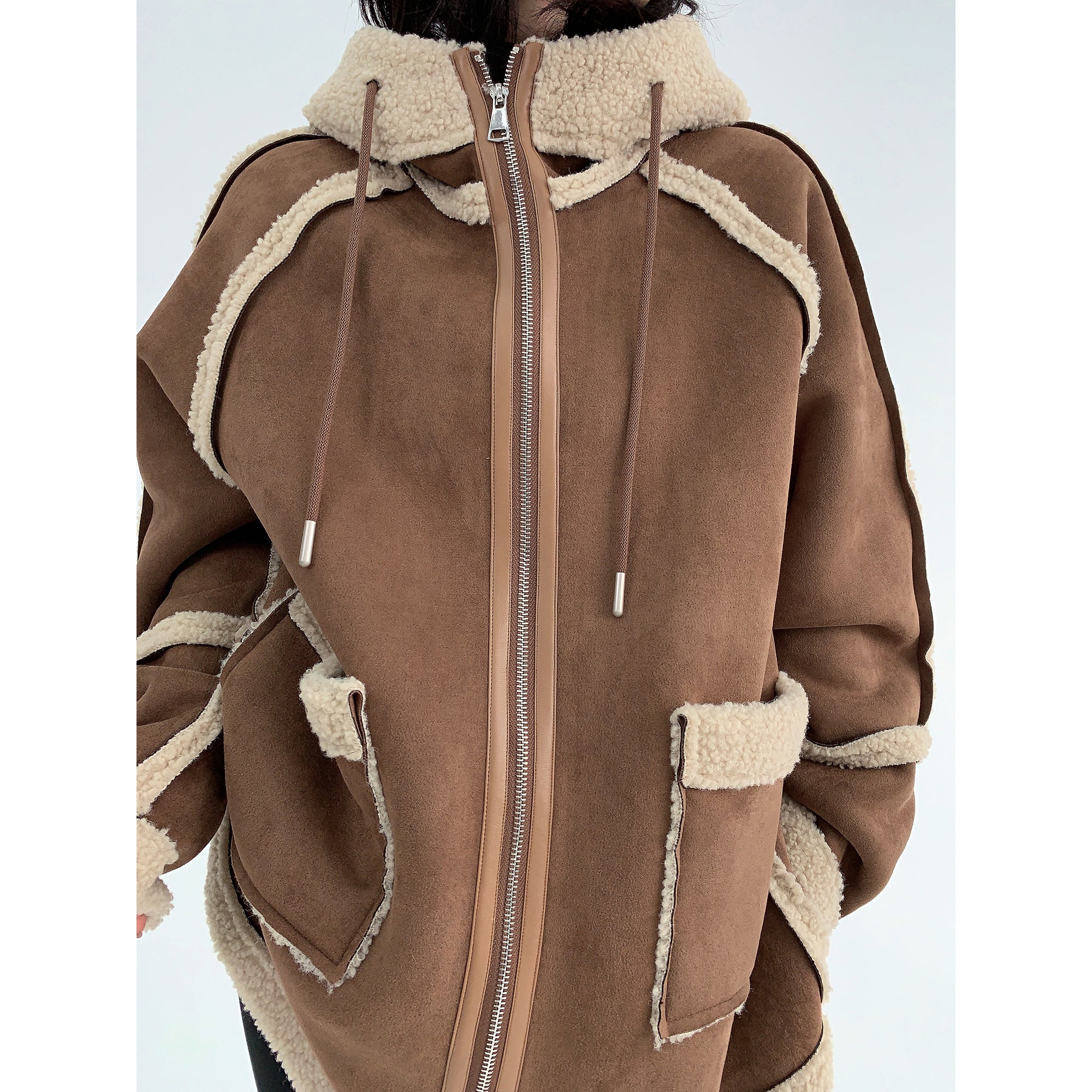 Three-dimensional Cutting Fake Mouton Hooded Coat MW9645