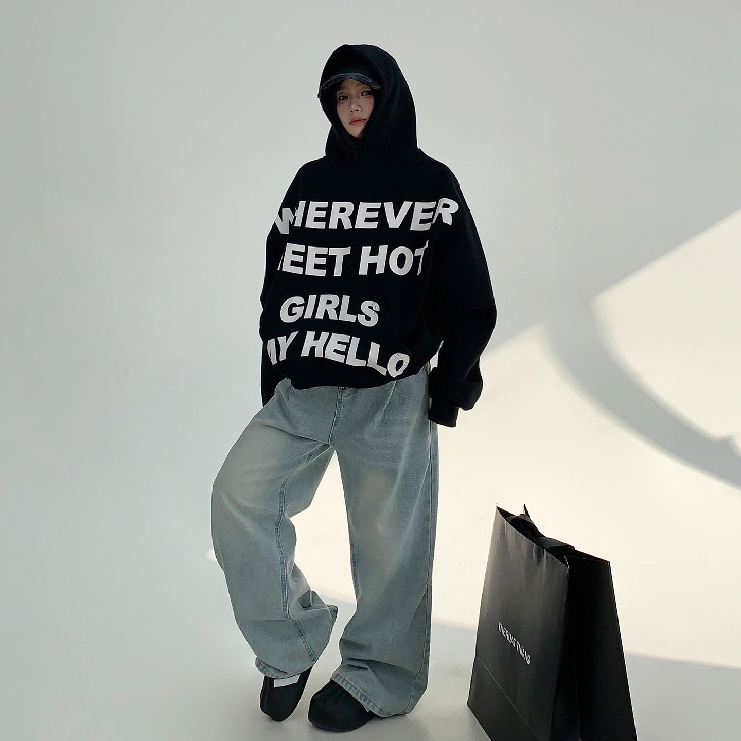 Letter Print Oversize Pullover Hoodie MW9826