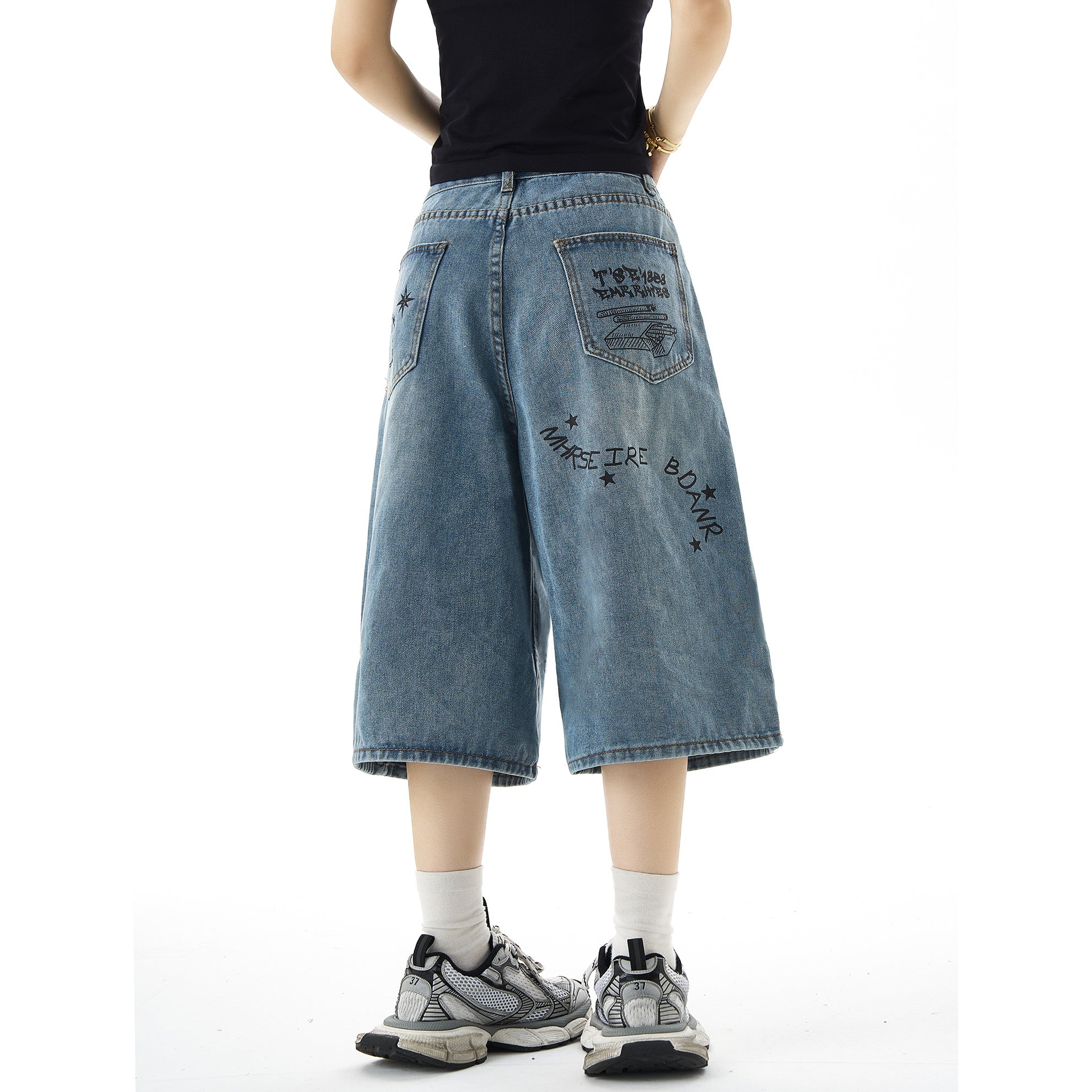 Graffiti Print Denim Five-point Pants HG7041