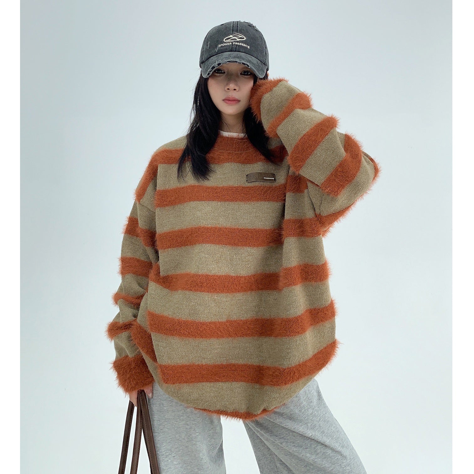 Plush Border Crewneck Sweater MW9793