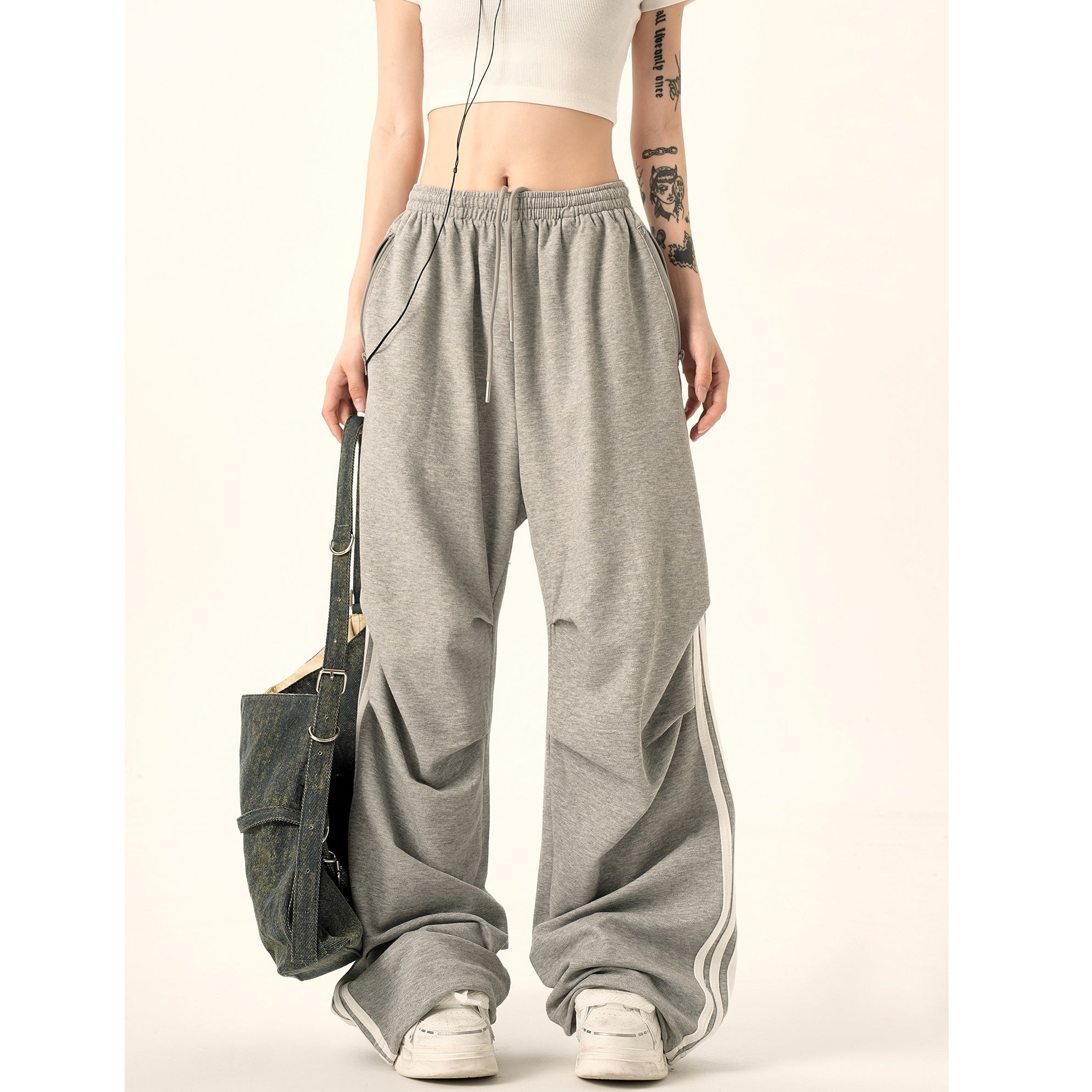 Side Three-bar Striped Wide-leg Sweat Pants MW9339