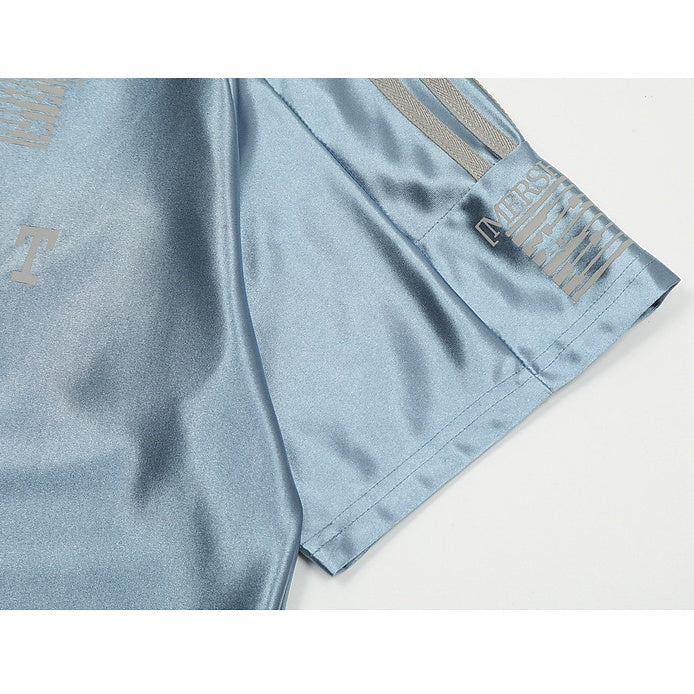 V-neck 33-Letter Sports Style T-shirt MW10104