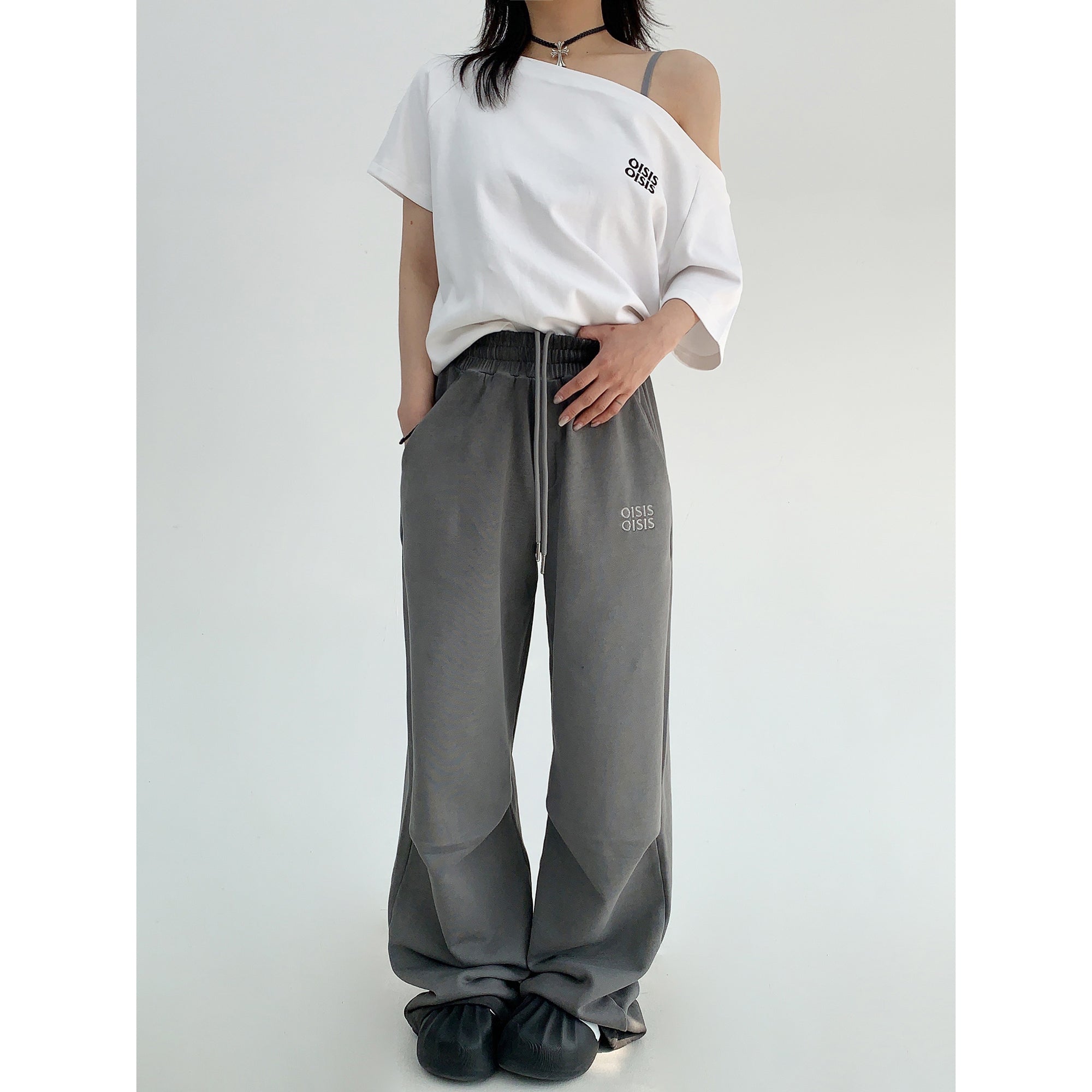 Distressed Embroidery Straigh Sweat Pants MW9849