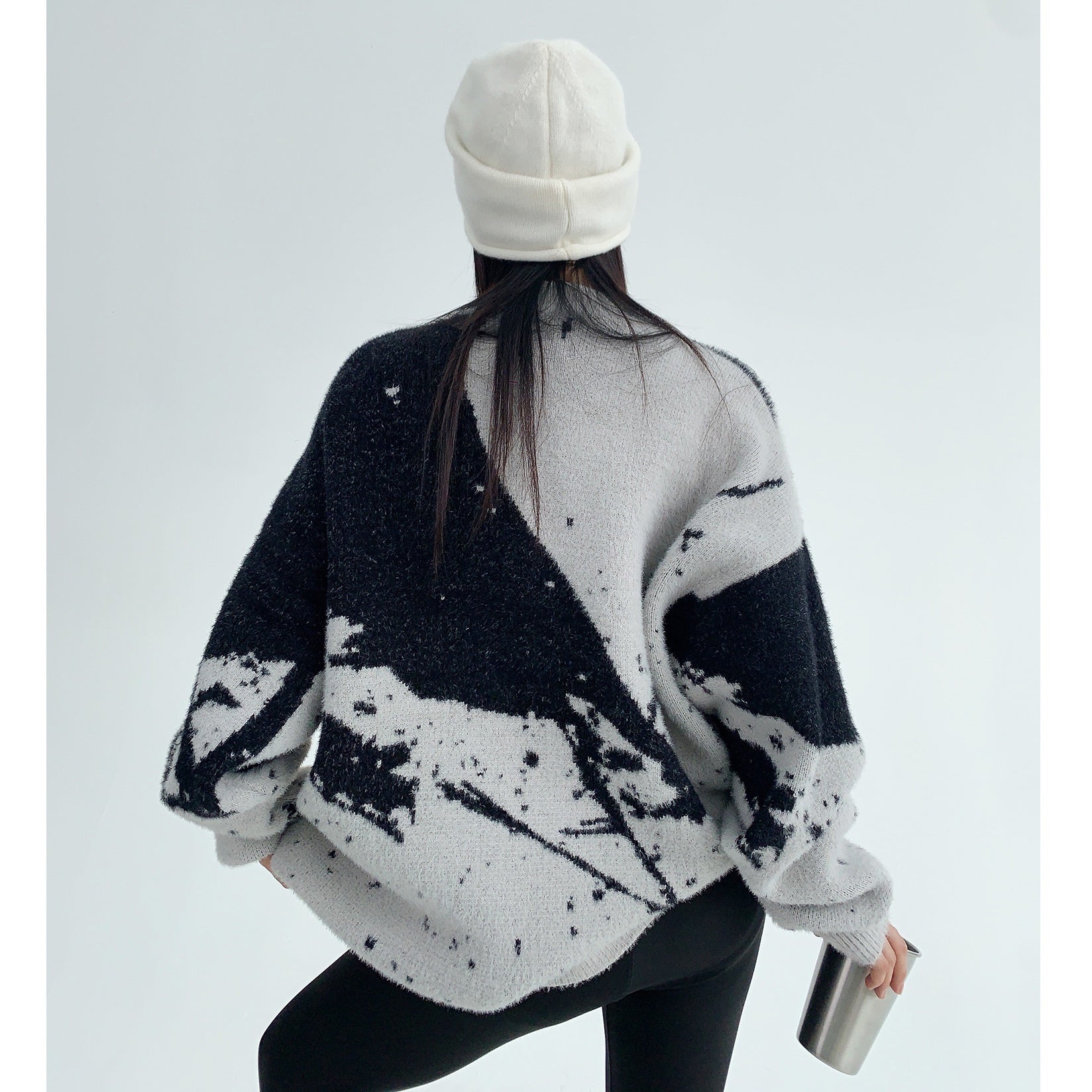 Round Neck Marble Design Loose Knitted Jacket MW9509