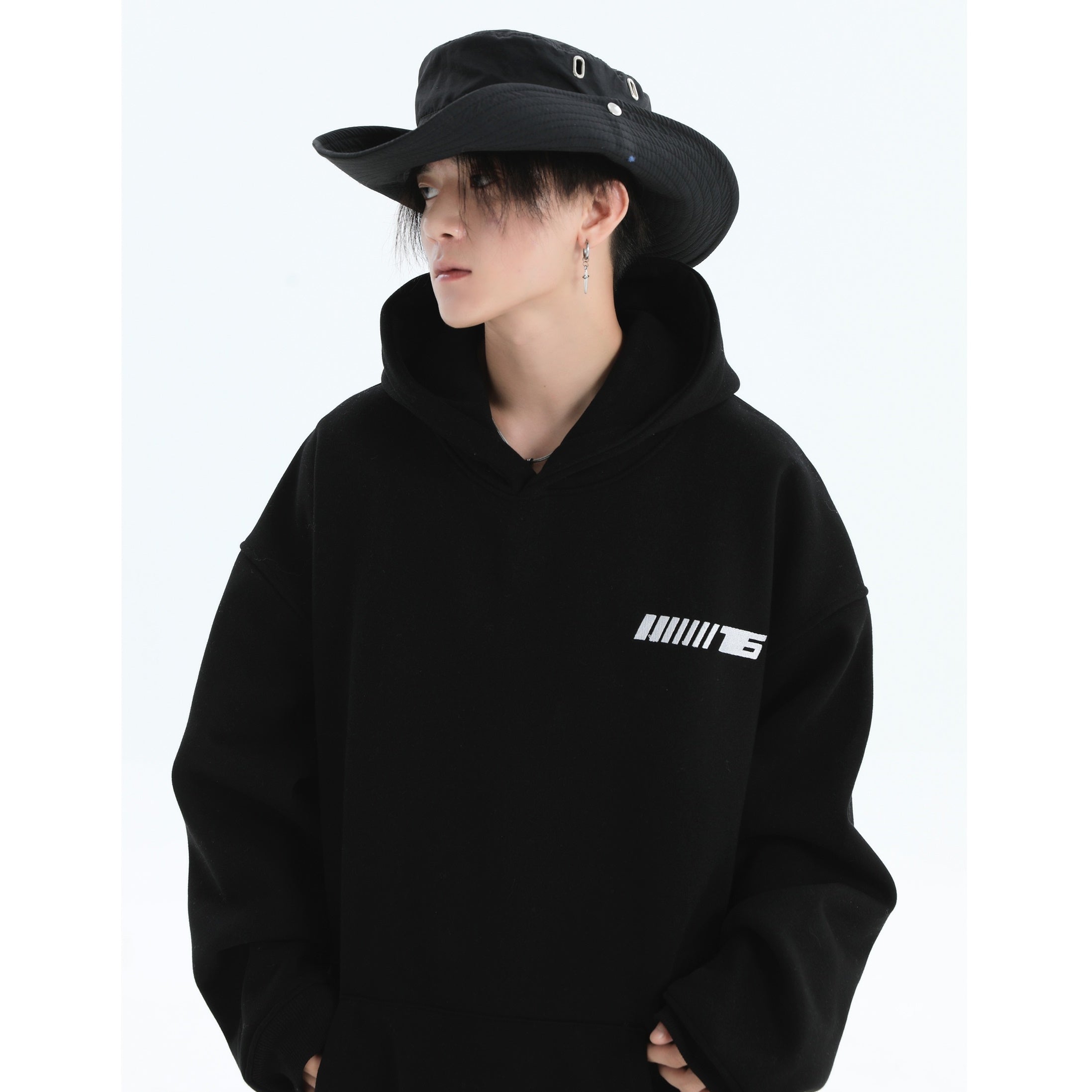 Embroidered LOGO OverSize Hoodie IN7011