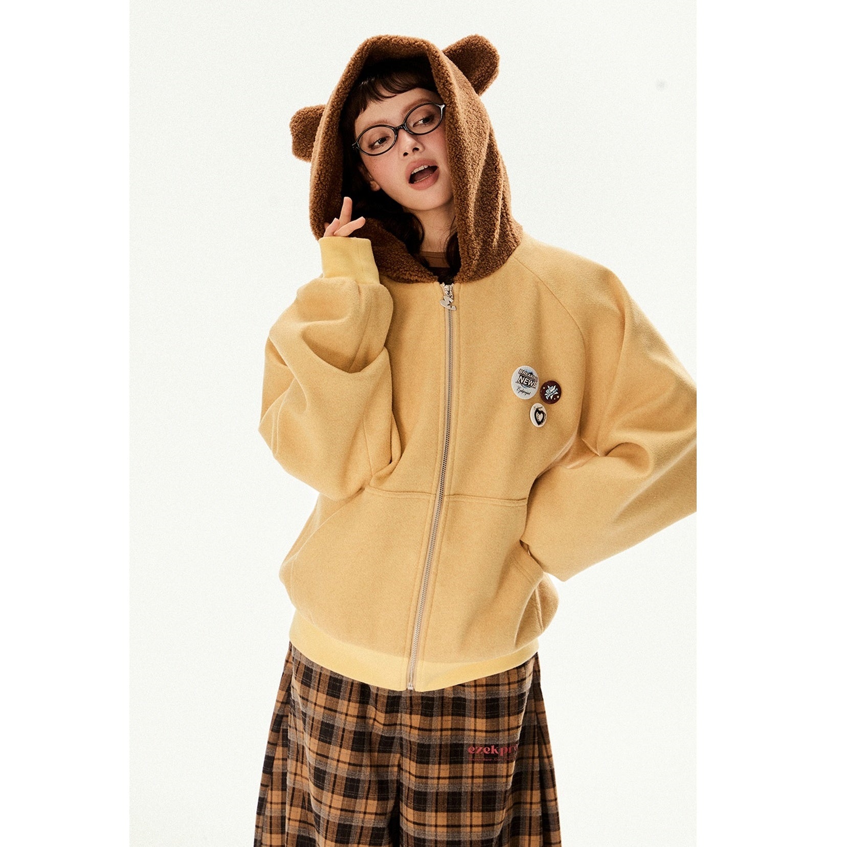 Raglan Sleeve Bear Design Hooded Zipper Jacket EZ196