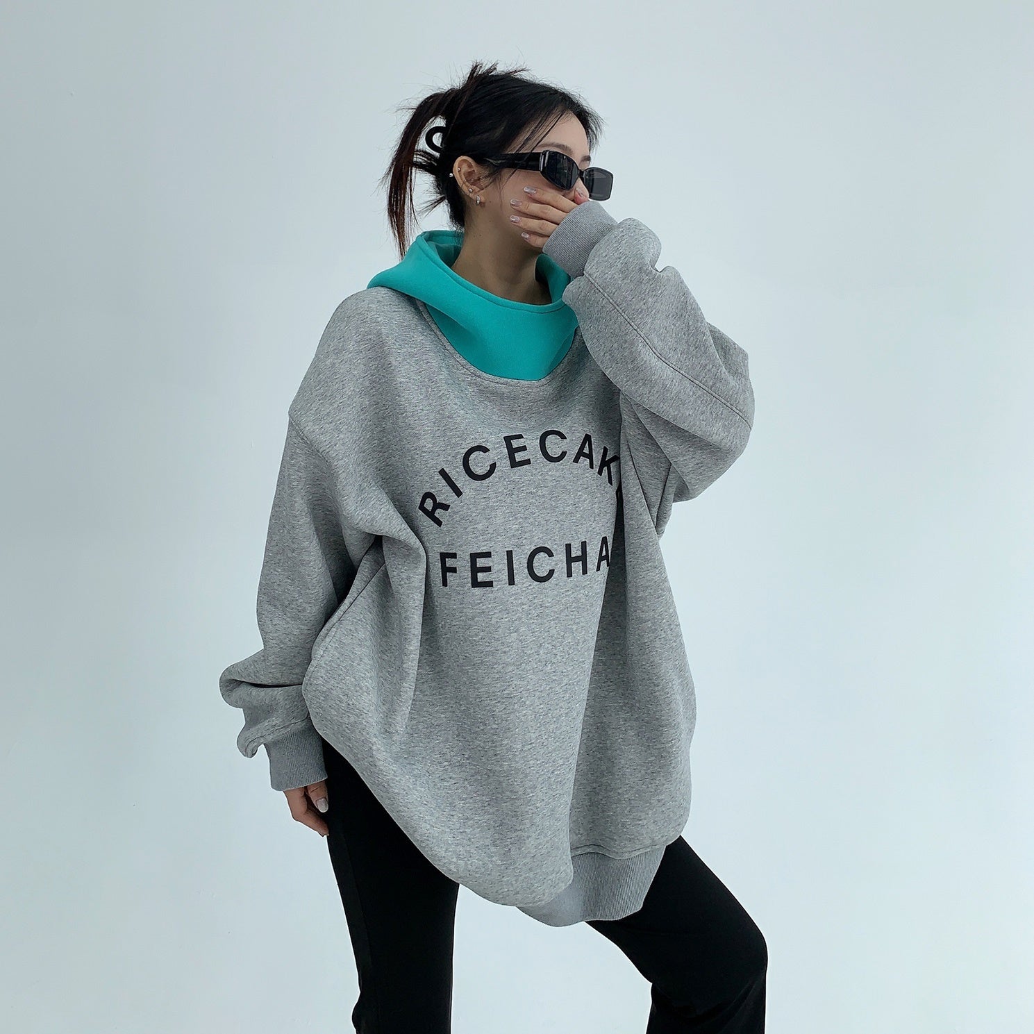 Contrast Stitching Lettering Hoodie MW9646