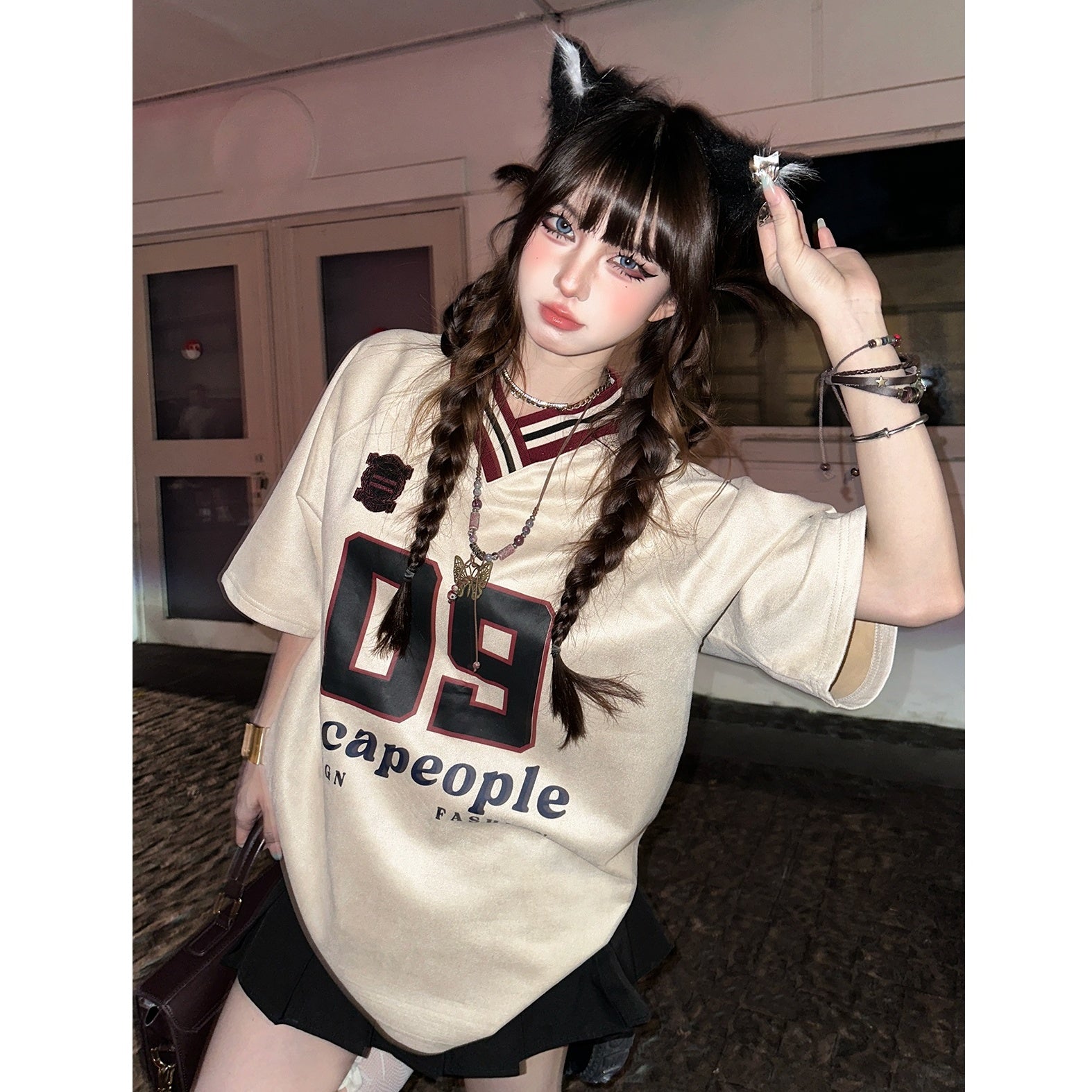 Sports Style V-Neck Number T-Shirt KK2054