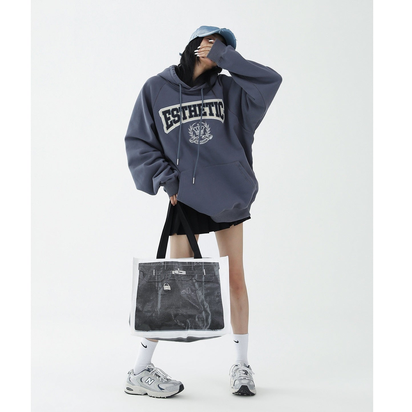 College Style Appliqué Embroidery Hoodie AC7068