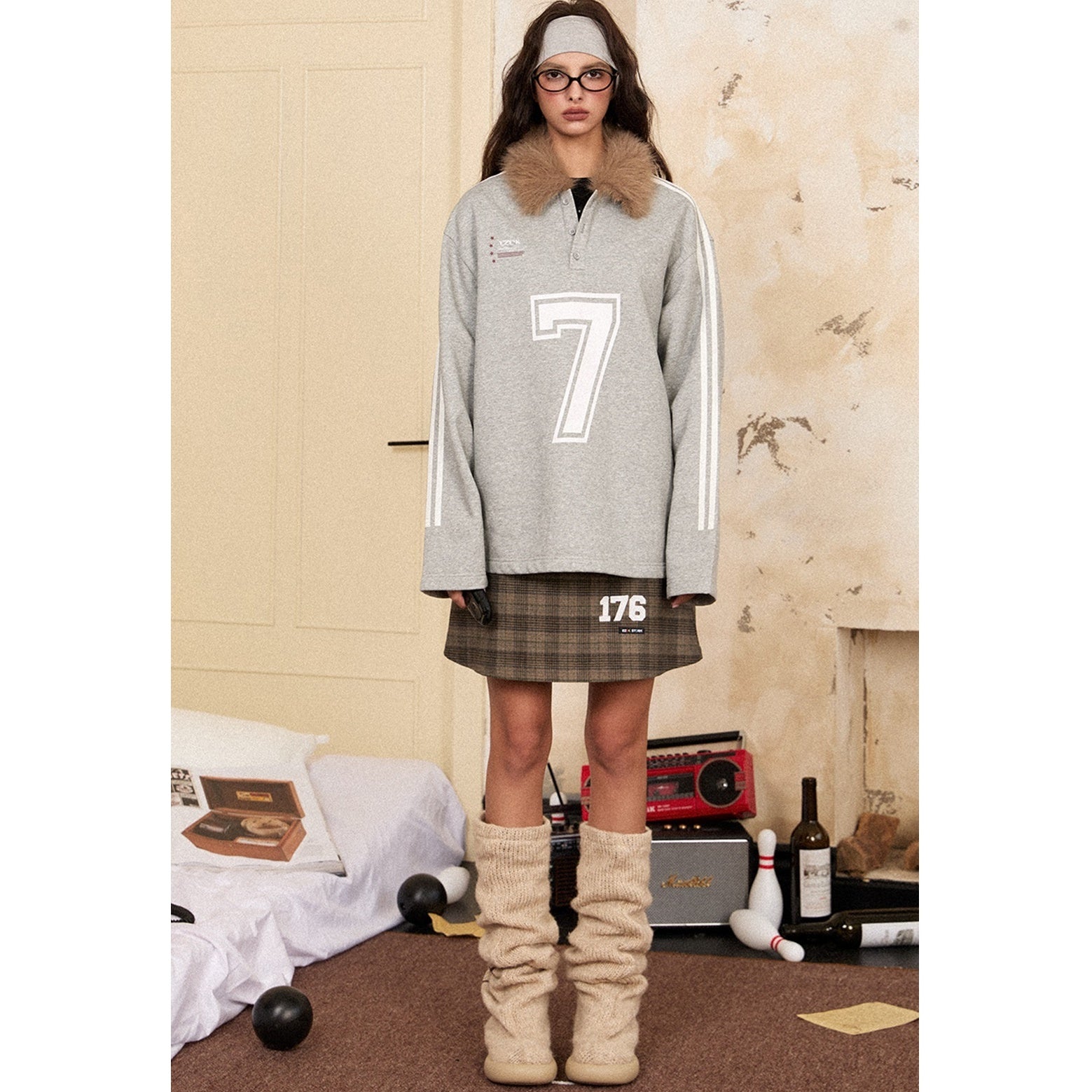 Fur Collar Stitching Sporty Sweatshirt EZ177