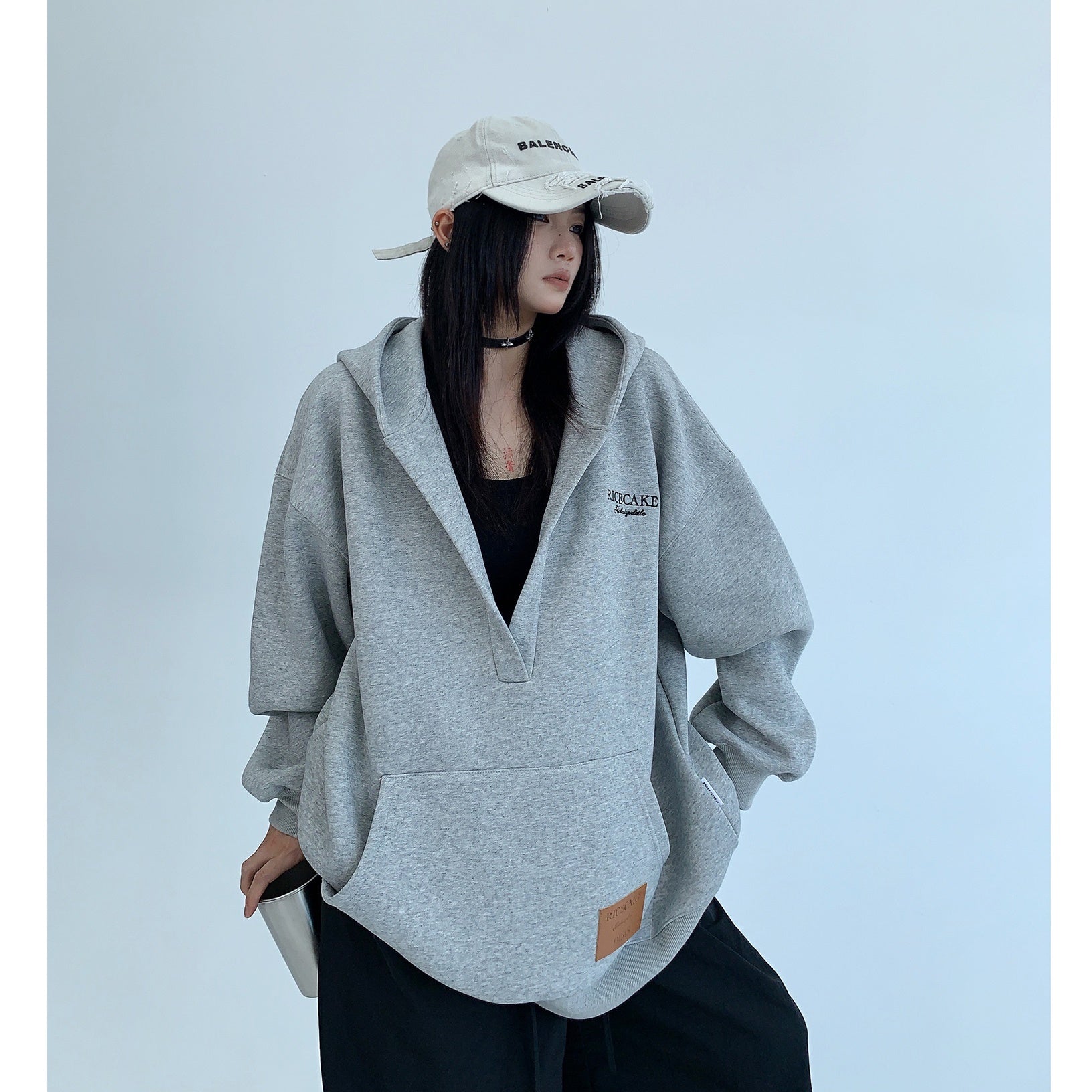 Lazy Loose Embroidered Large V-neck Hooded Sweat MW9350