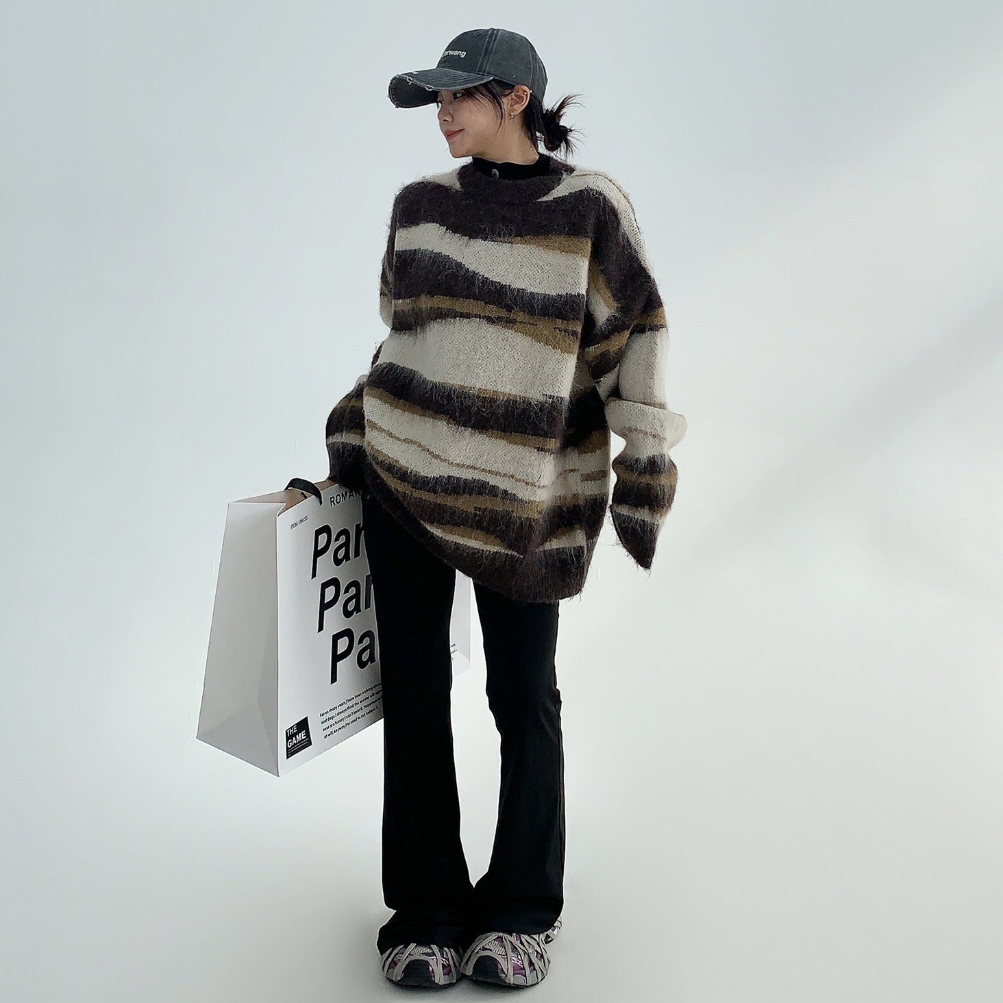 Irregular Border Plush Sweater MW9794