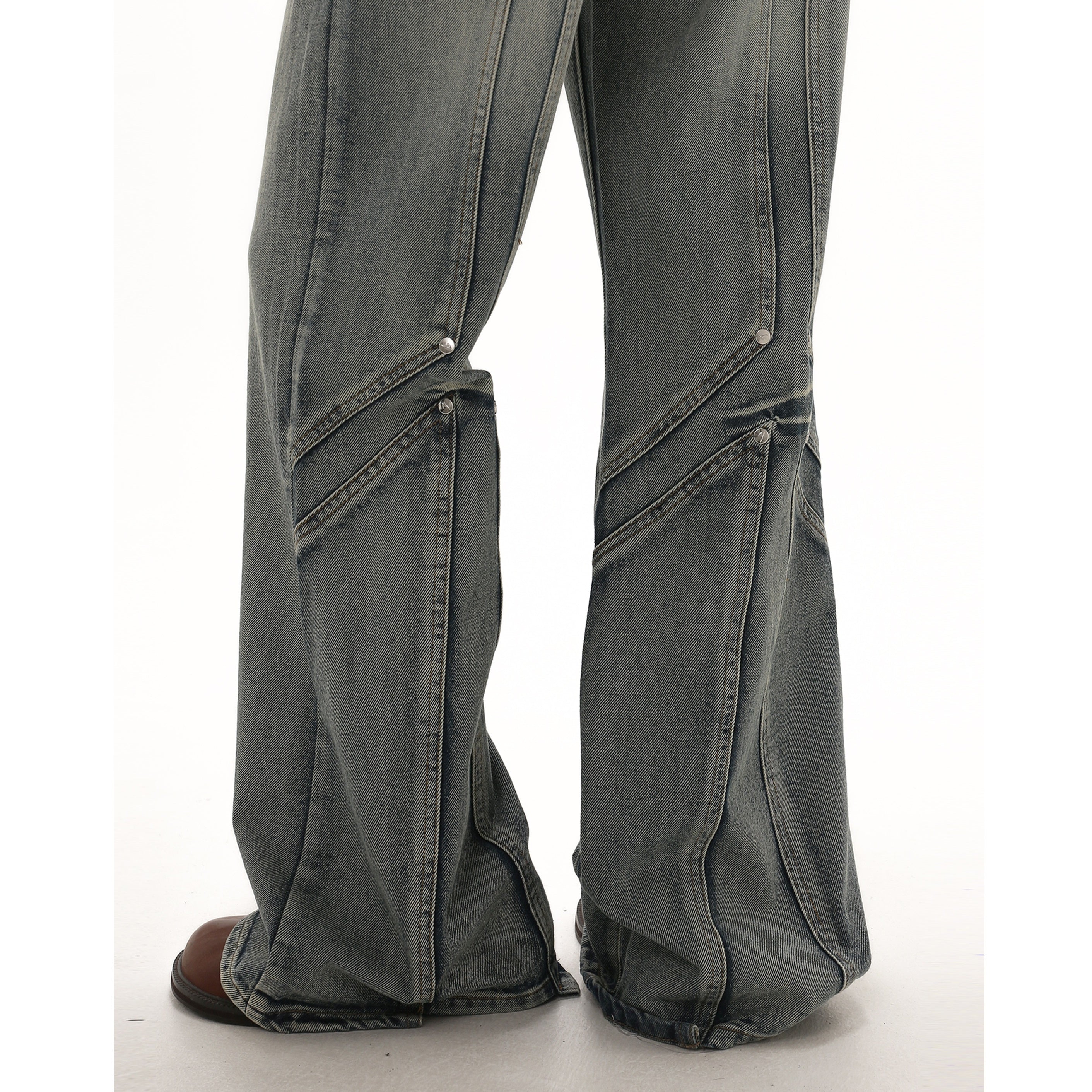 Washed Back Switching Design Bootcut Jeans GB7014