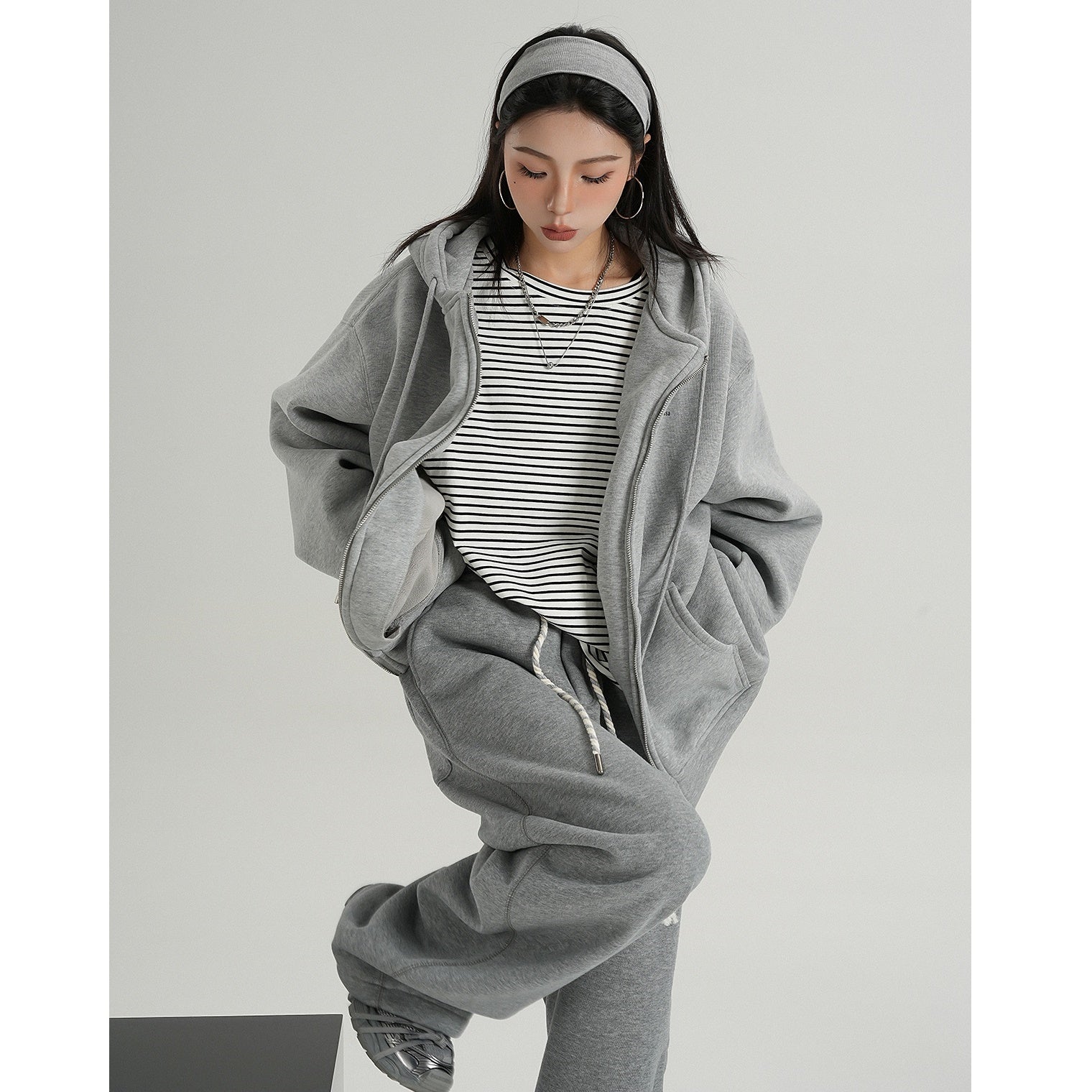 ZIP-Up Hooded Sweat Jacket MW9761