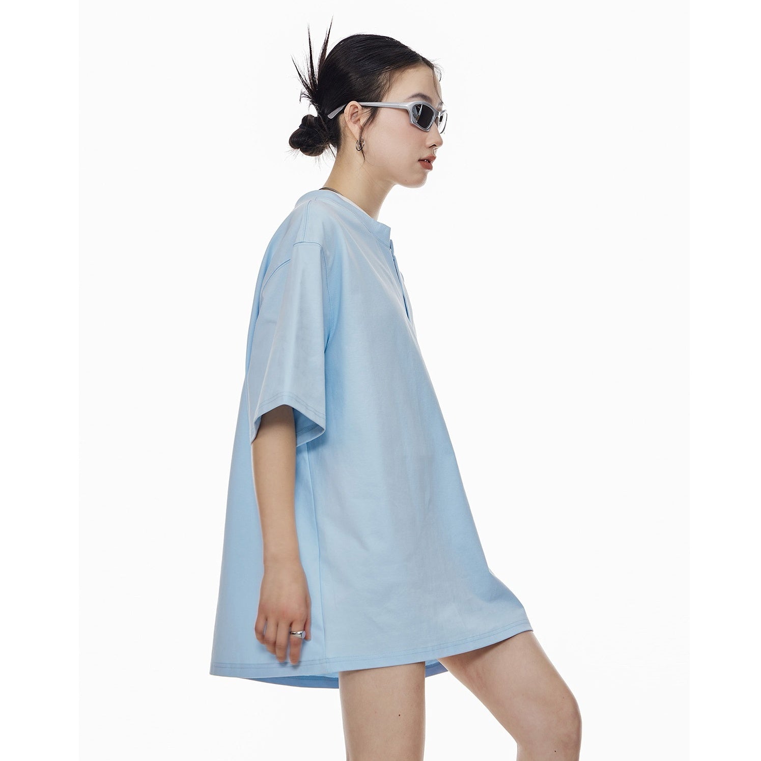 Contrast Color Fake Layered T-Shirt IC9036