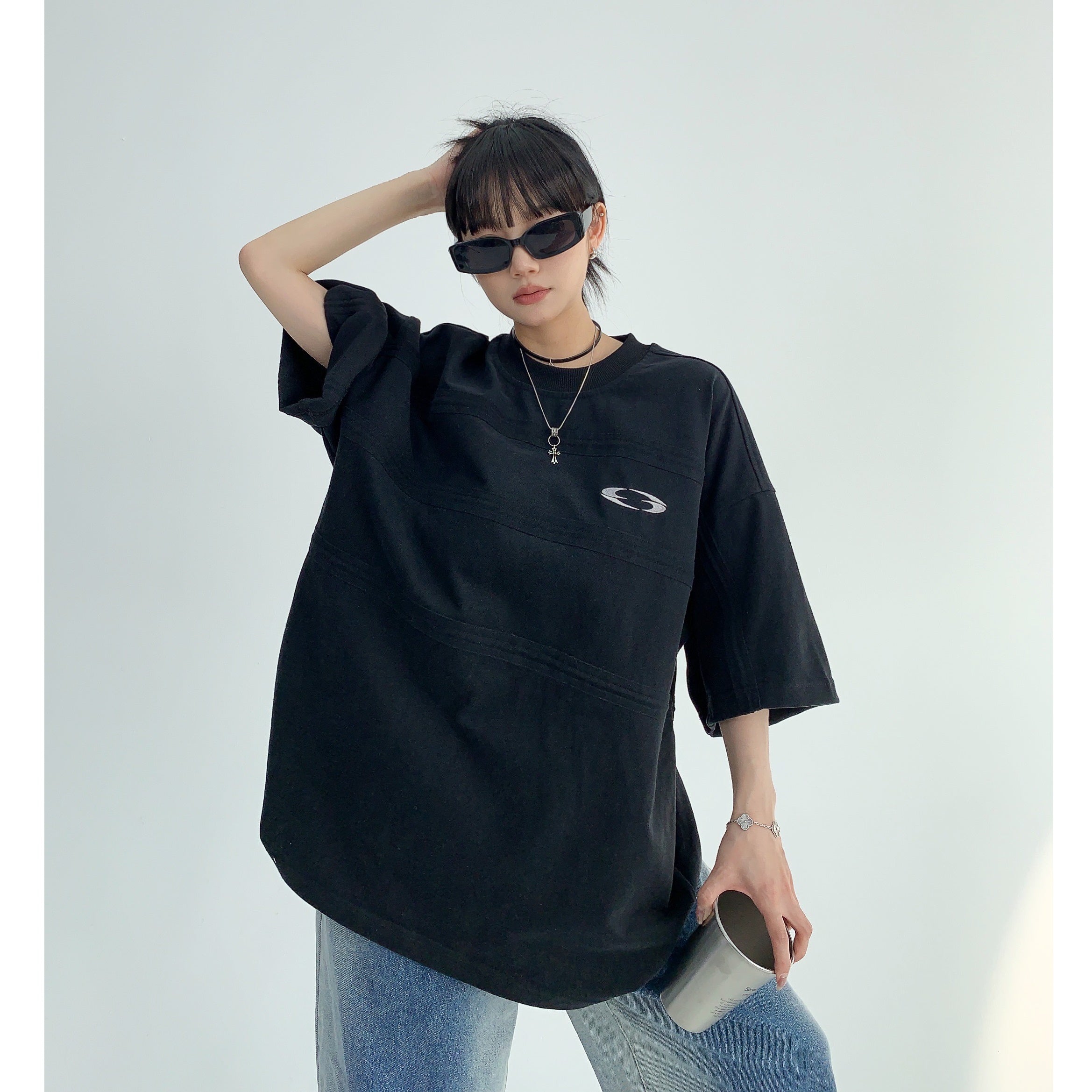 Embroidery Three-dimensional Line OverSize T-Shirt MW9189