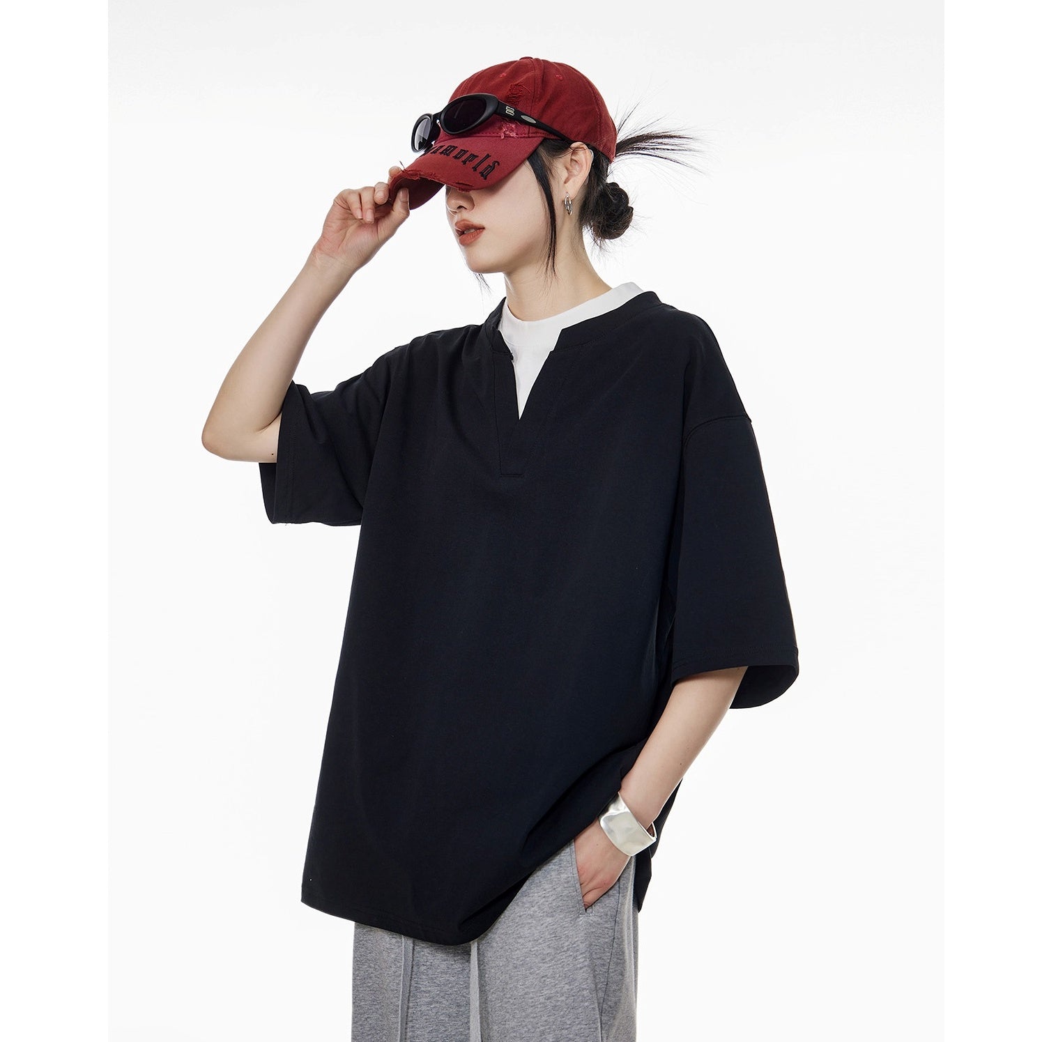 Contrast Color Fake Layered T-Shirt IC9036