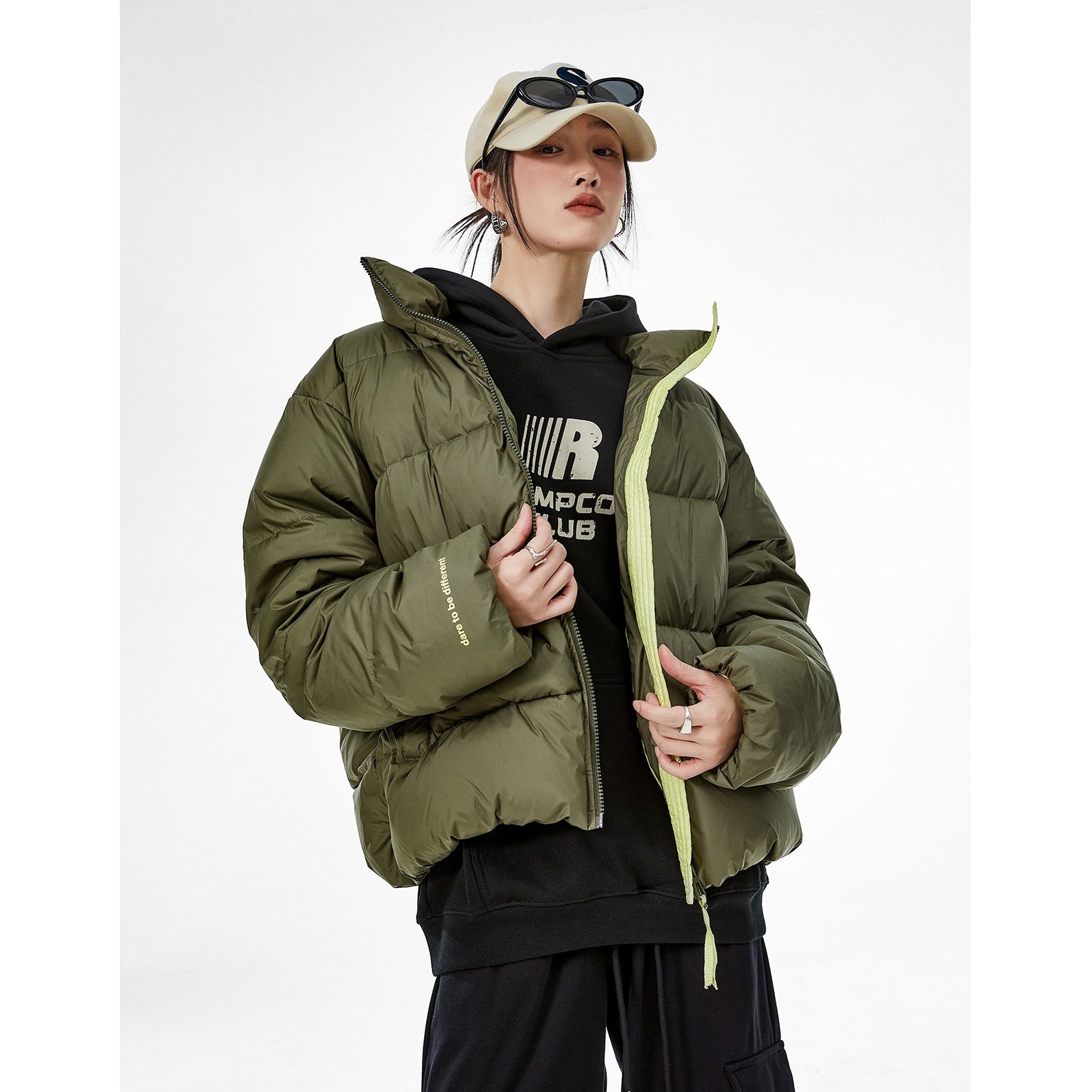 Contrast Color Short Down Jacket IC9002