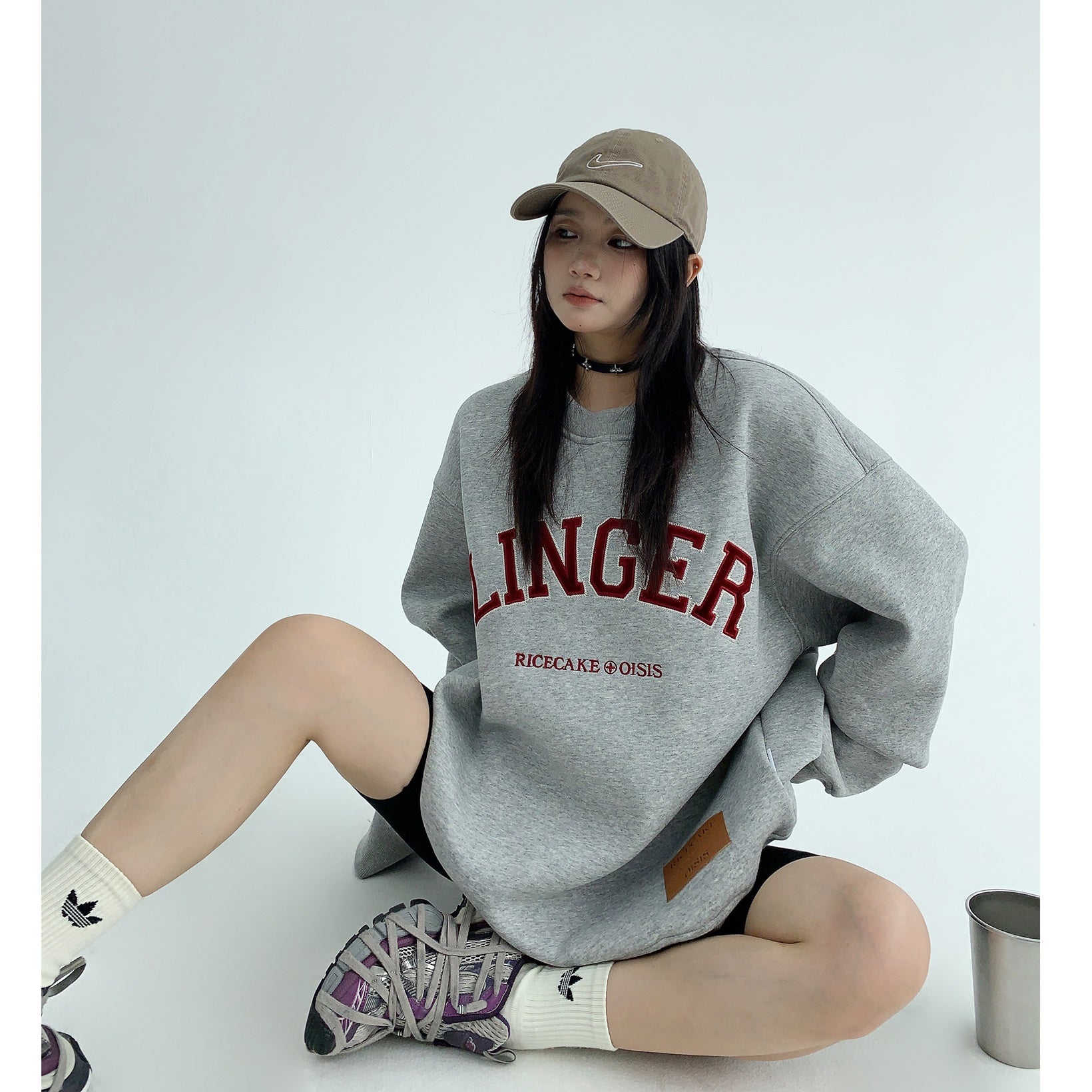 Simple Flannel Embroidery Heavy Crewneck Sweat MW9469