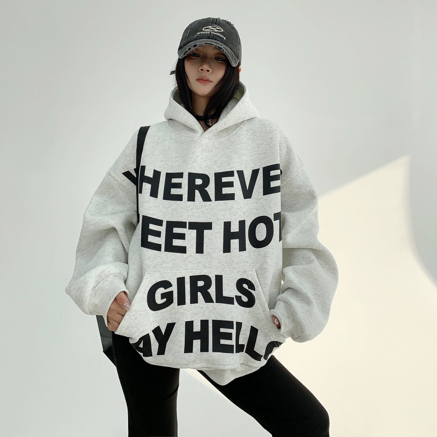 Letter Print Oversize Pullover Hoodie MW9826