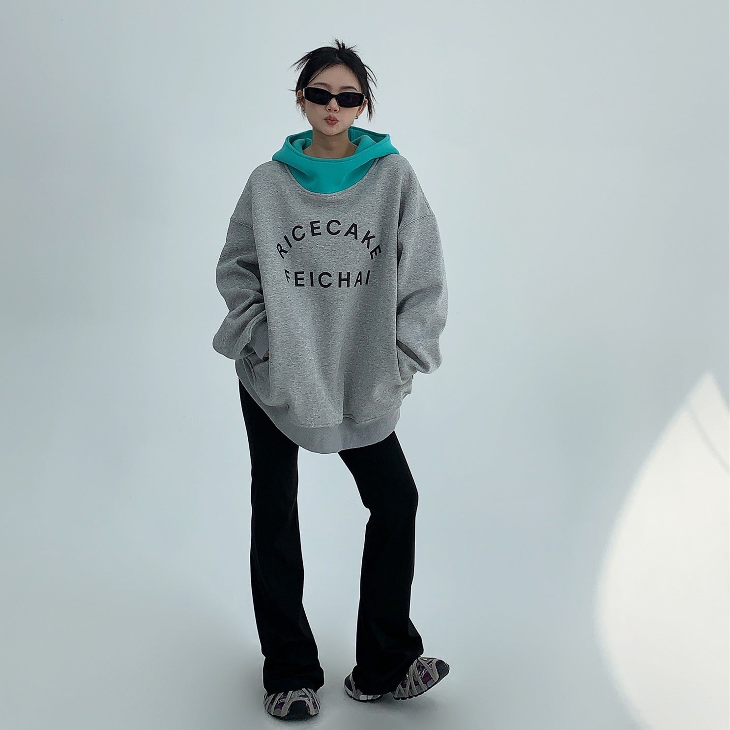 Contrast Stitching Lettering Hoodie MW9646