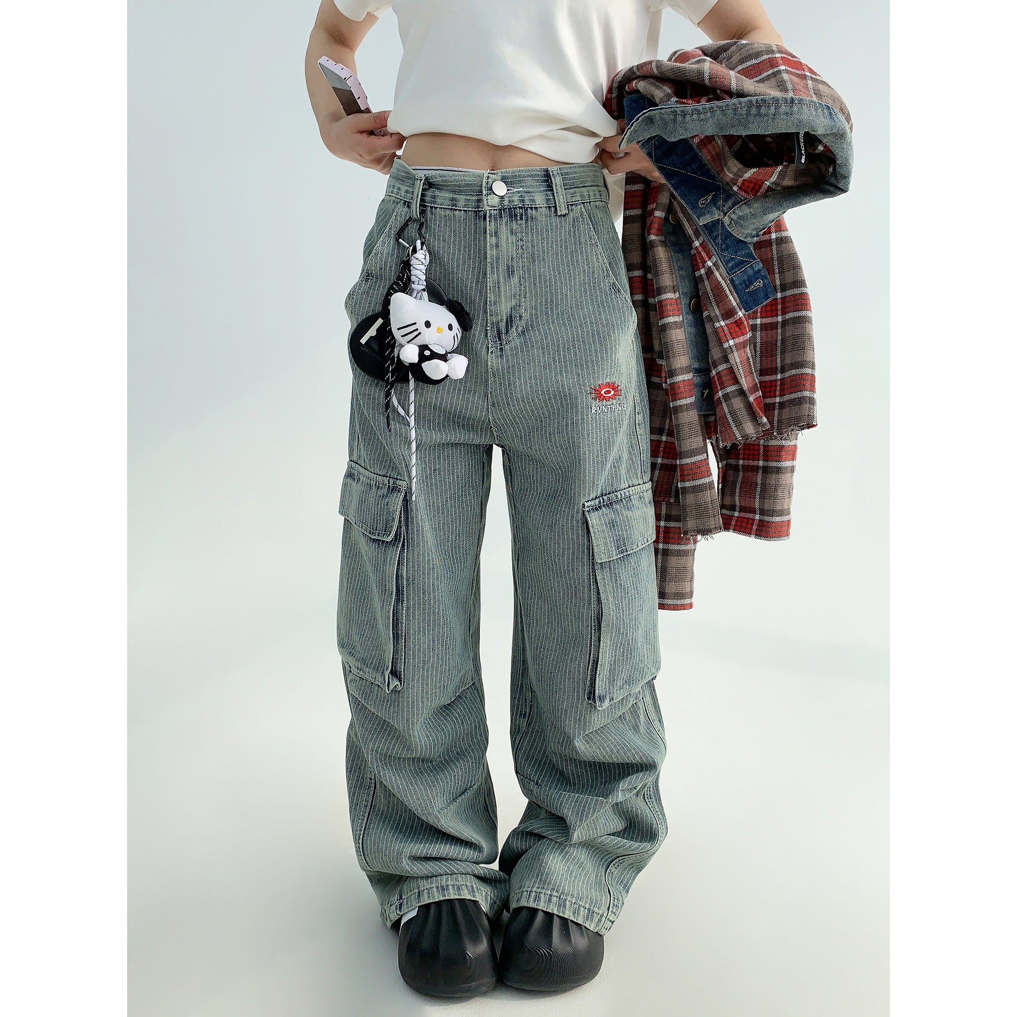 Distressed Stripe Denim Cargo Pants MW9812