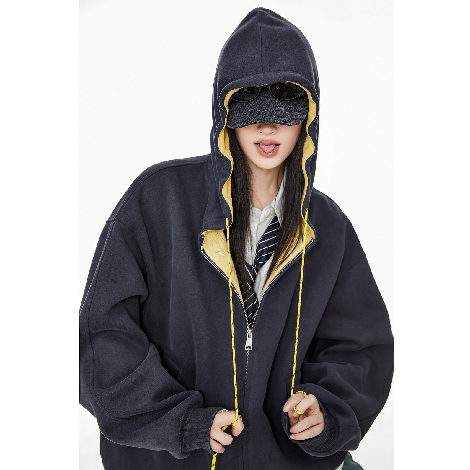 Contrast Color Hooded Sweat Jacket IC9008