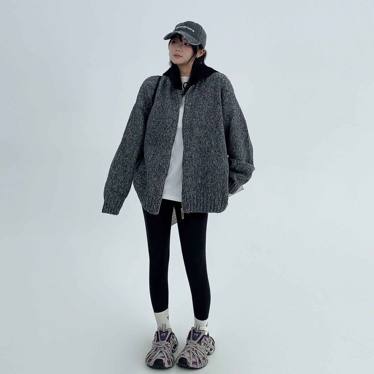 Bristles Contrast Thickened Knitted Hooded Jacket MW9612