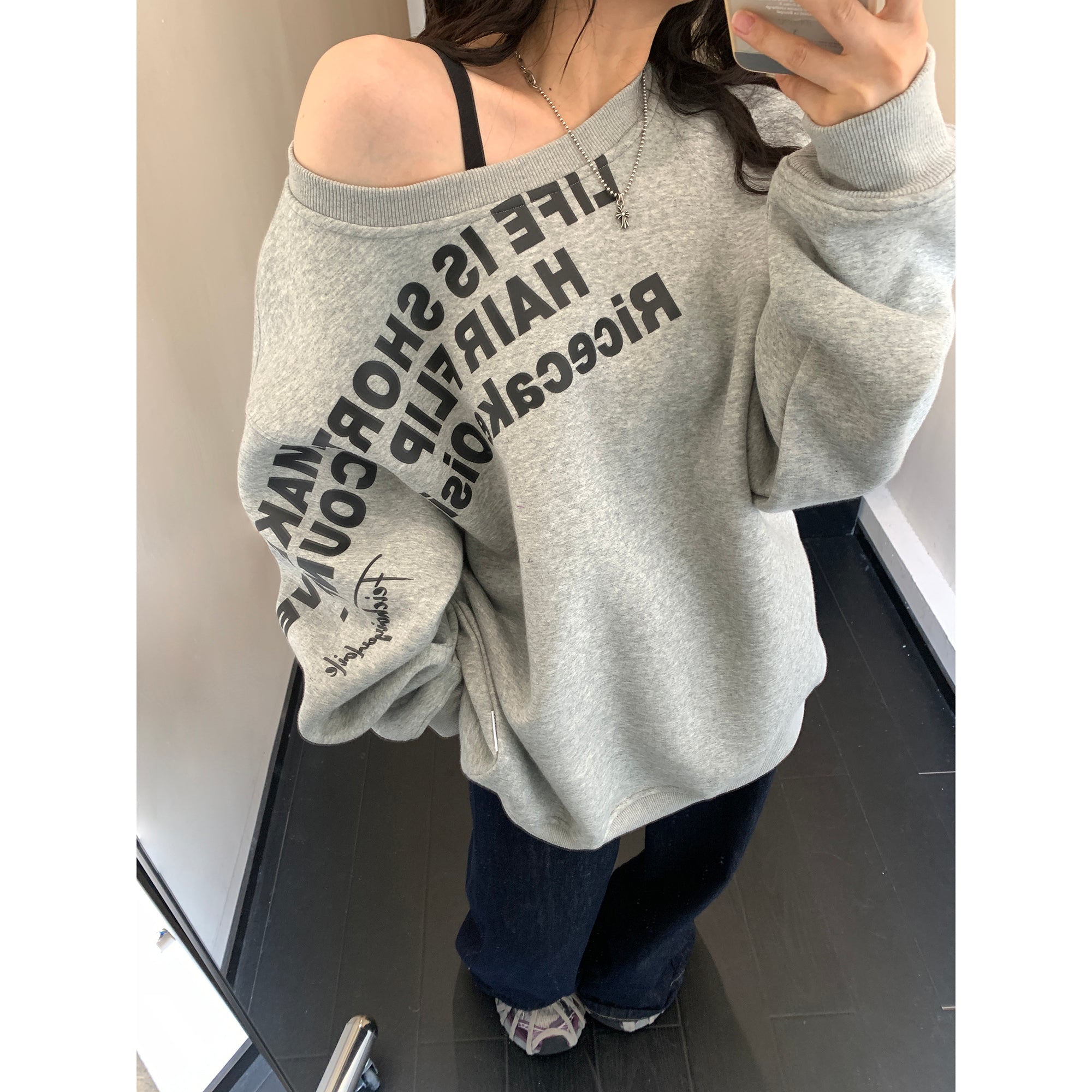 Slanted Shoulder OverSize Lettering Sweat MW9462