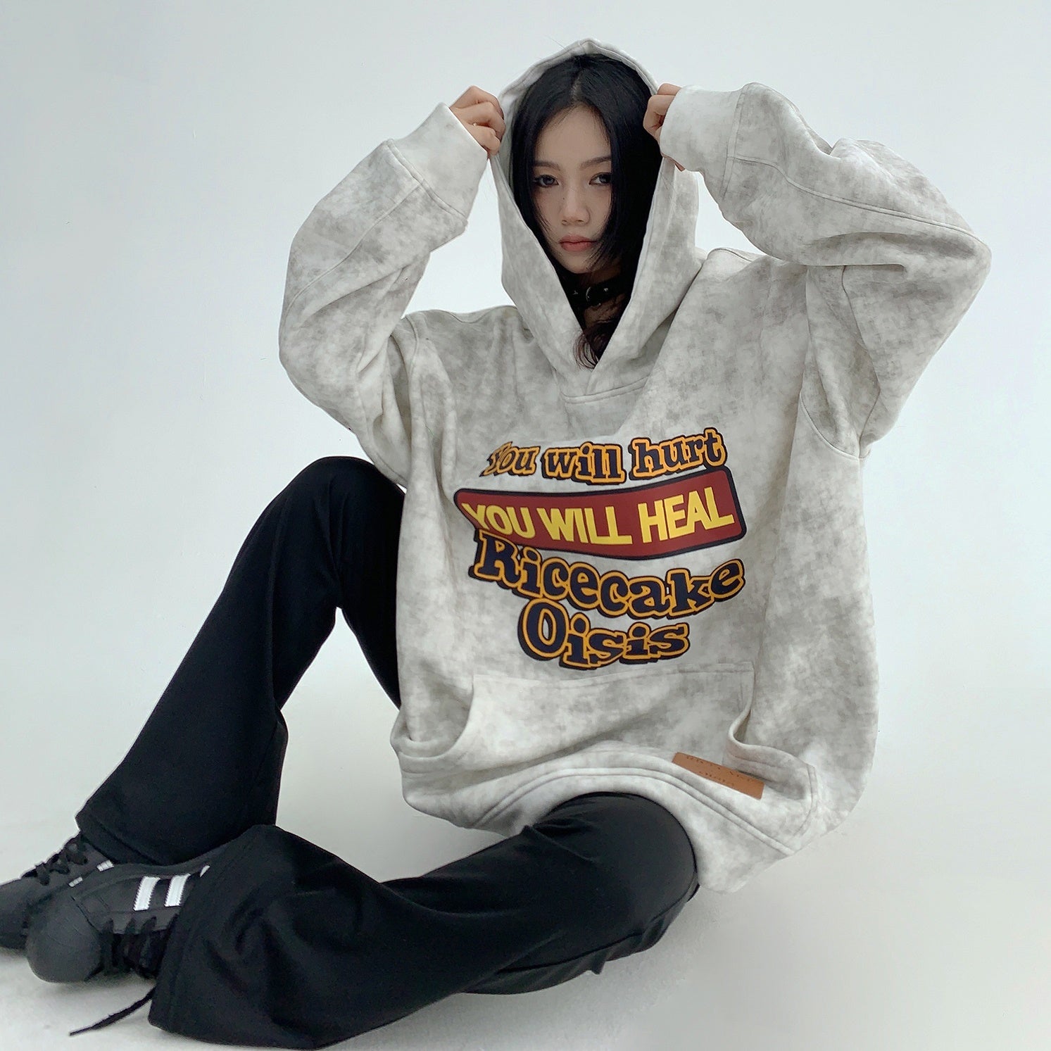 Distressed Pop Logo Printed Loose Hoodie MW9557