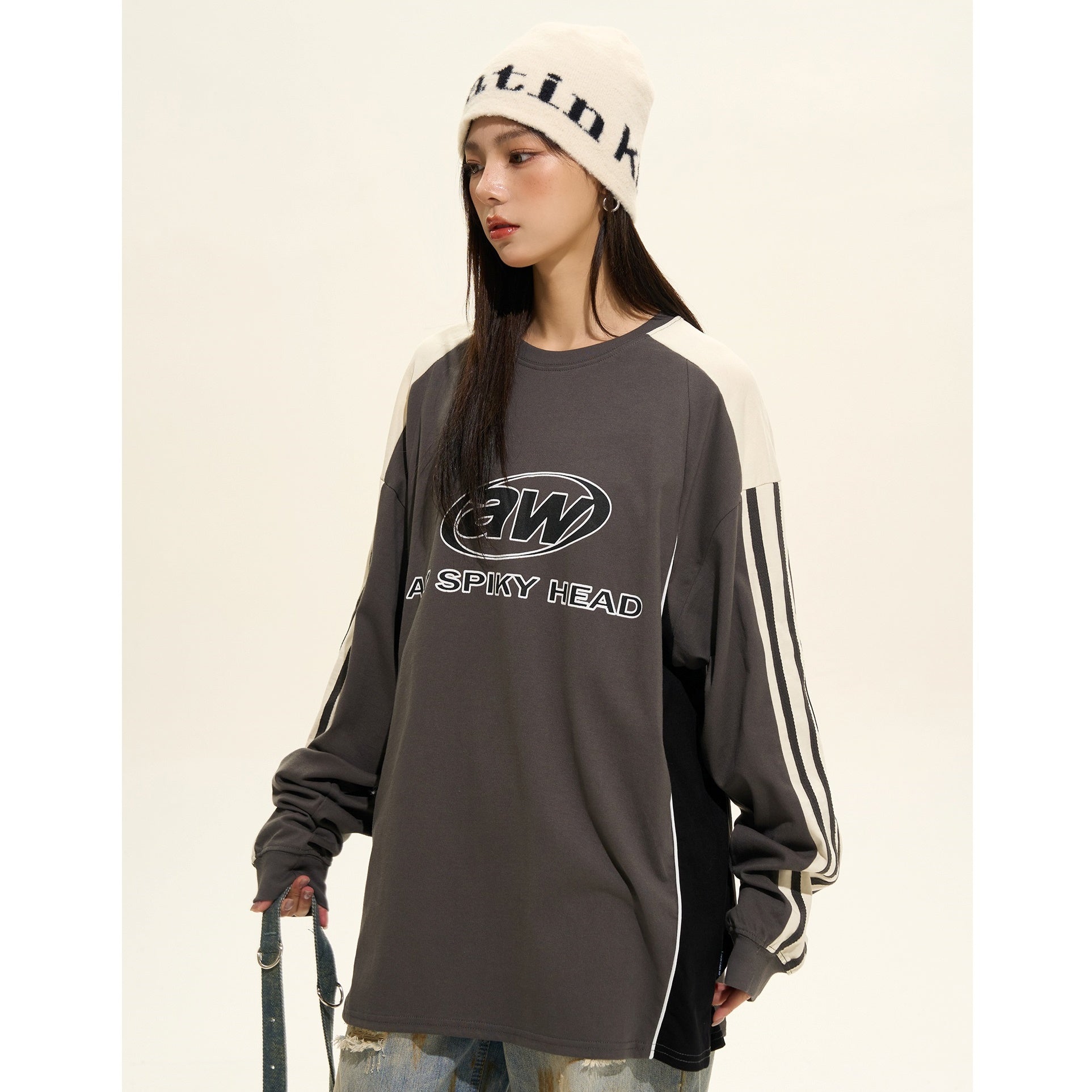 Sporty Contrasting Three-bar Long Sleeve Pullover MW9402