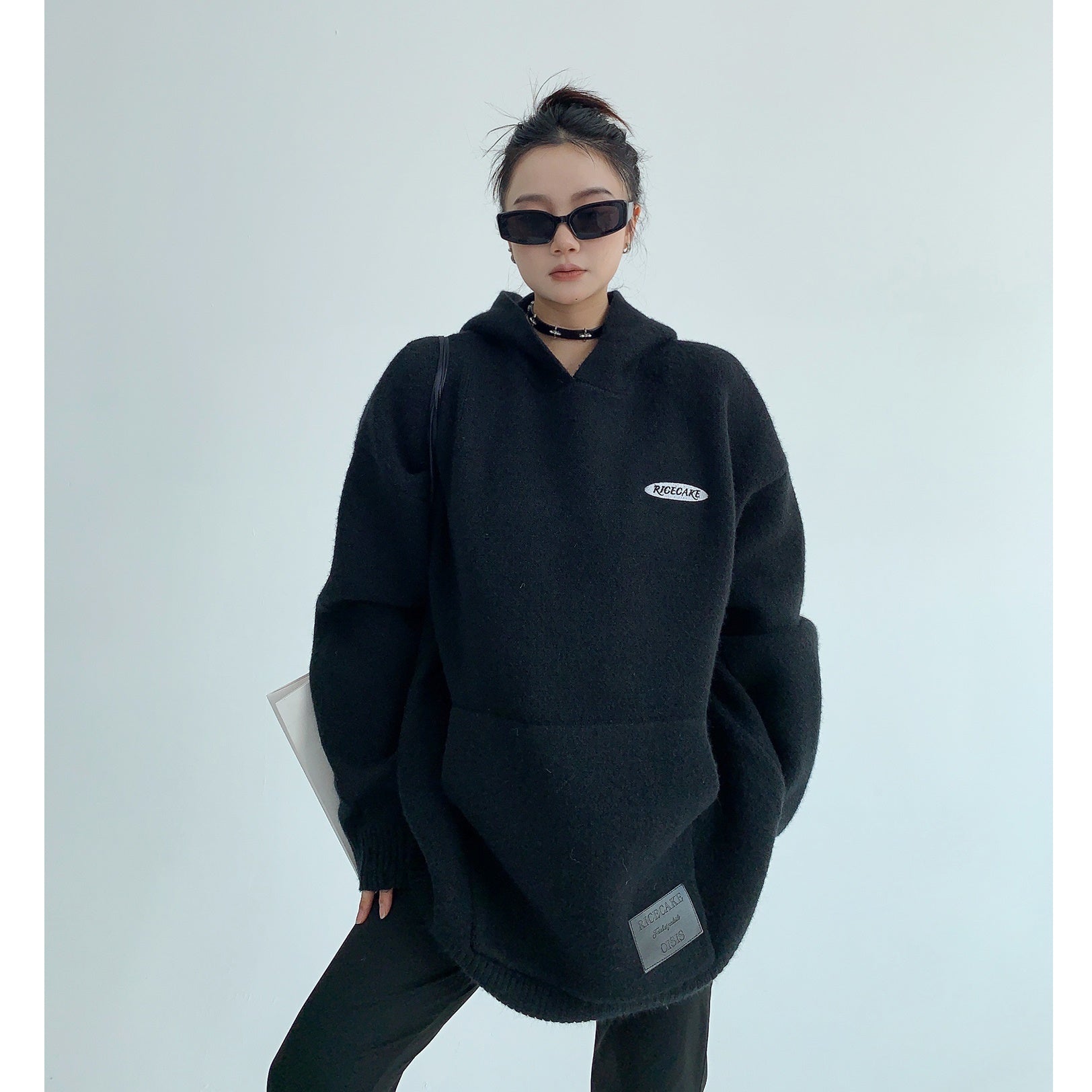 Kangaroo Pocket Embroidered Knitted Hoodie MW9552