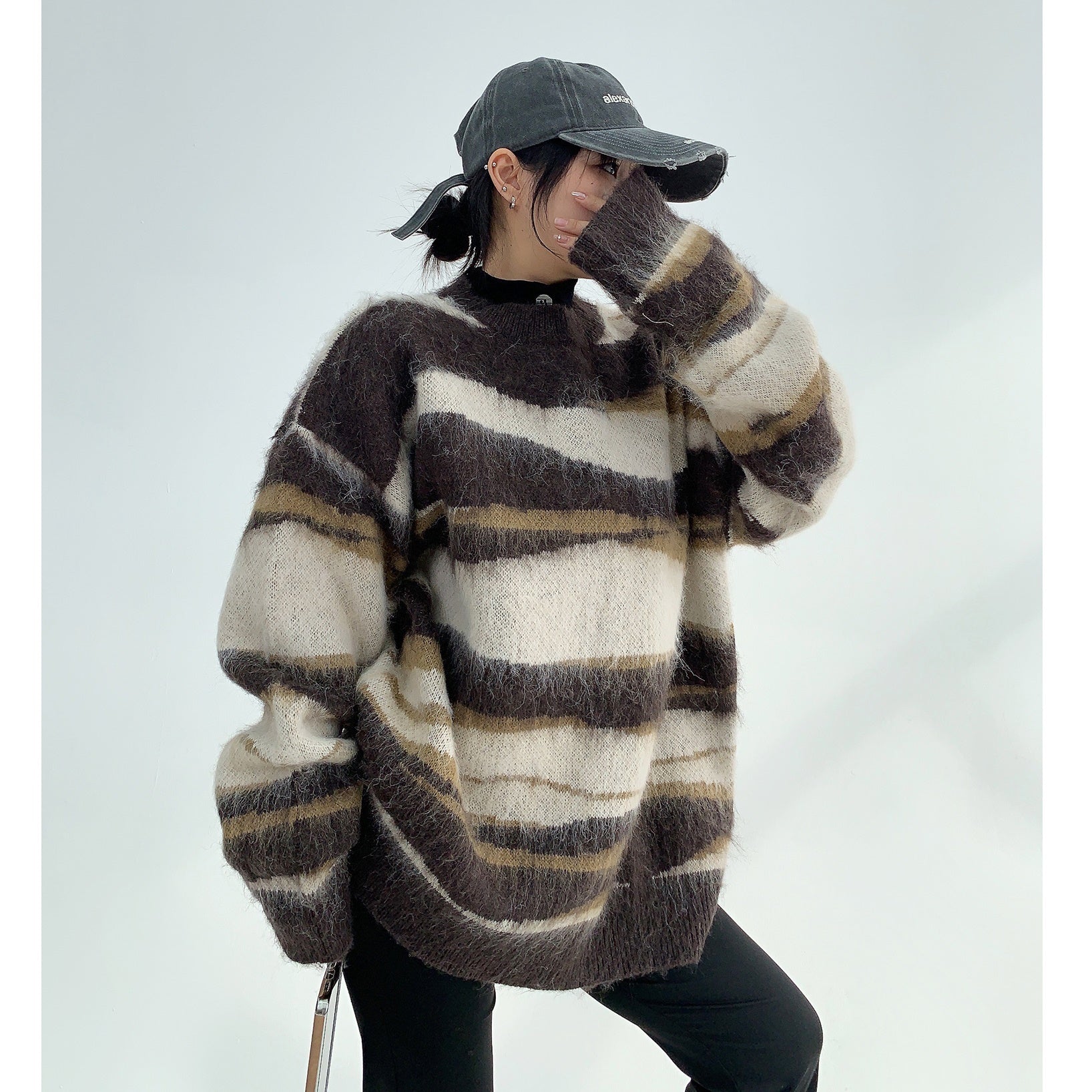 Irregular Border Plush Sweater MW9794