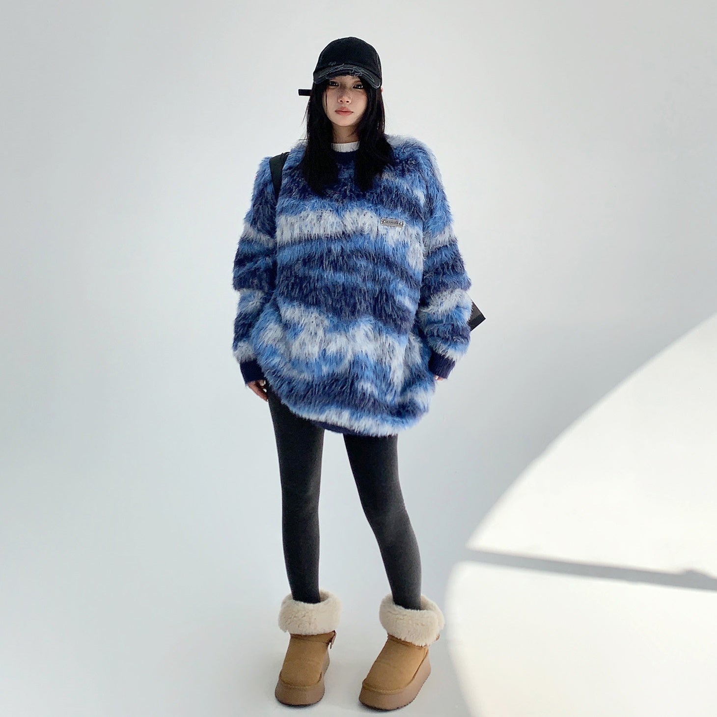 Gradation Border Loose Shaggy Sweater MW9765