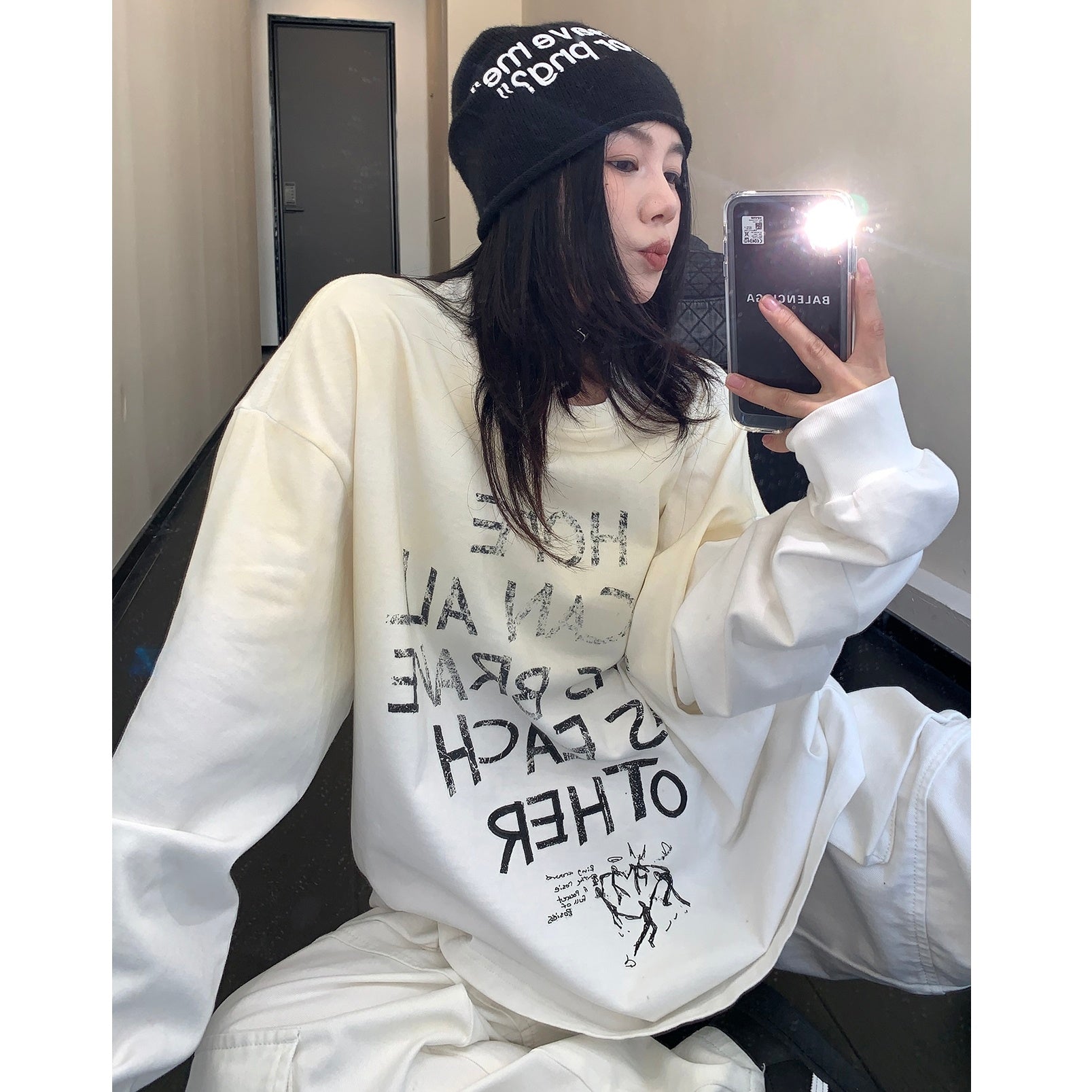 Gradient Lettering Long-sleeved T-Shirt MW9460